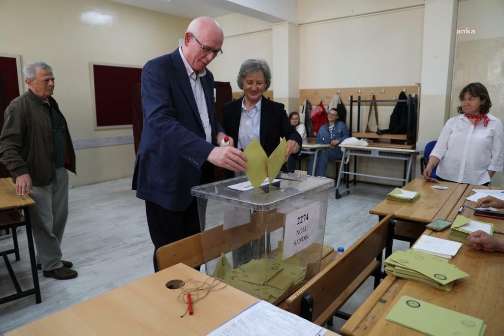 ODUNPAZARI BELEDİYE BAŞKANI KURT OYUNU KULLANDI