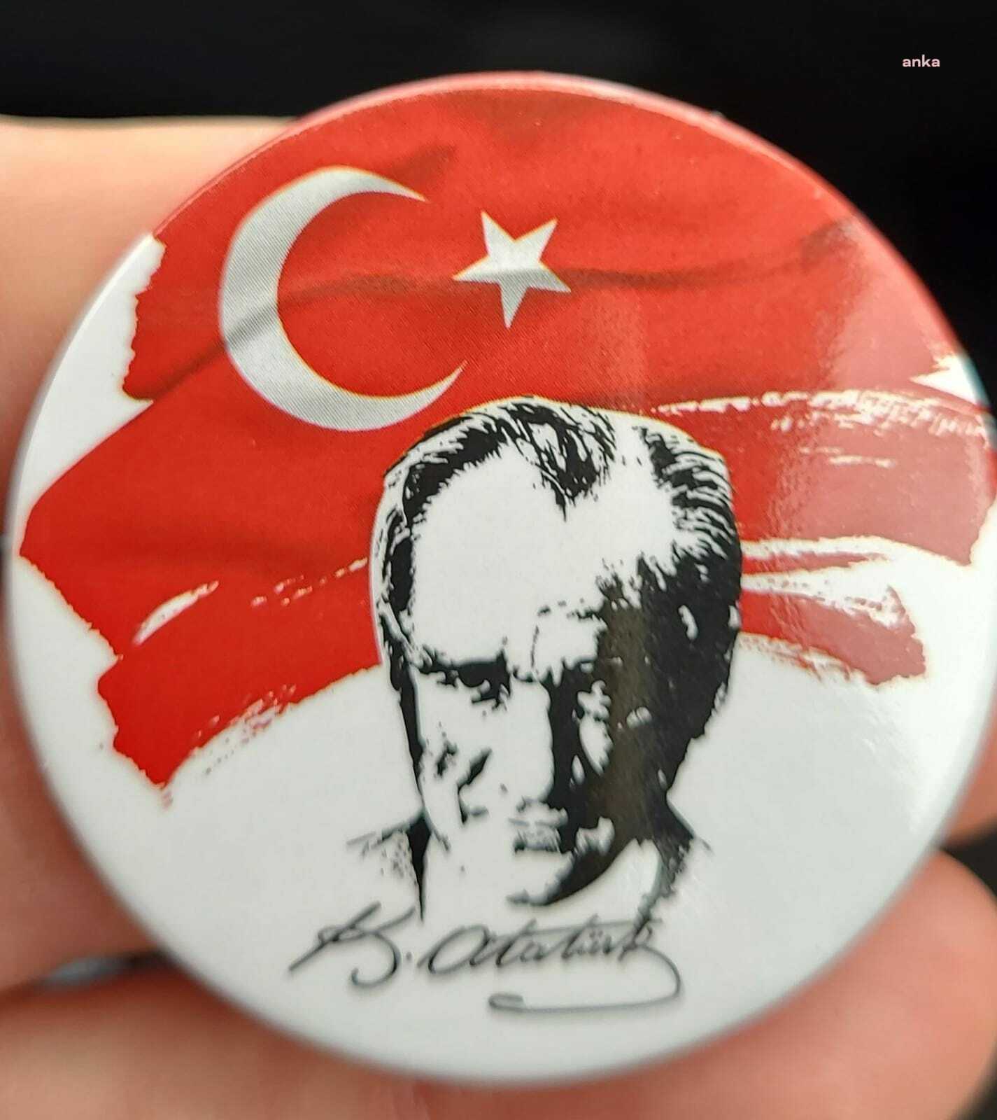 AKP, ATATÜRK VE TÜRK BAYRAKLI ROZETLERE "BELİRLEYİCİ İŞARET" DİYE İTİRAZ ETTİ, MUDANYA SEÇİM KURULU KABUL ETTİ