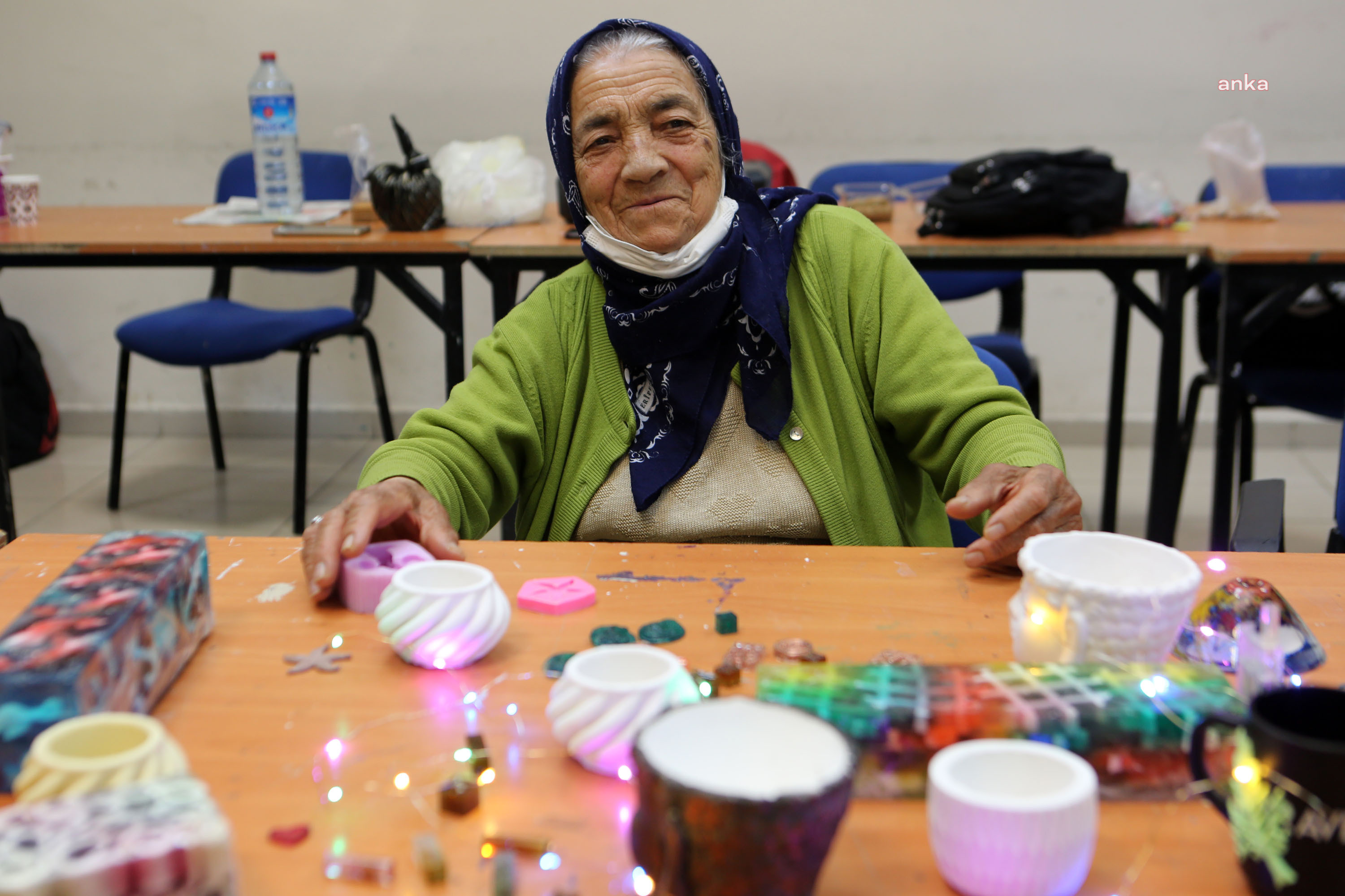 YENİMAHALLE BELEDİYESİ MESLEK EDİNDİRME VE HOBİ KURSLARI 85 YAŞINDAKİ HEDİYE TEYZEYE UMUT OLDU