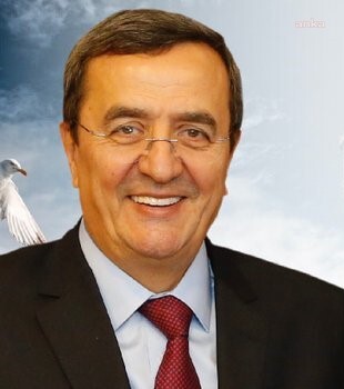 KONAK BELEDİYESİ: “BEYAZ VAGONU VERİN, MEYDANDA SERGİLEYELİM”