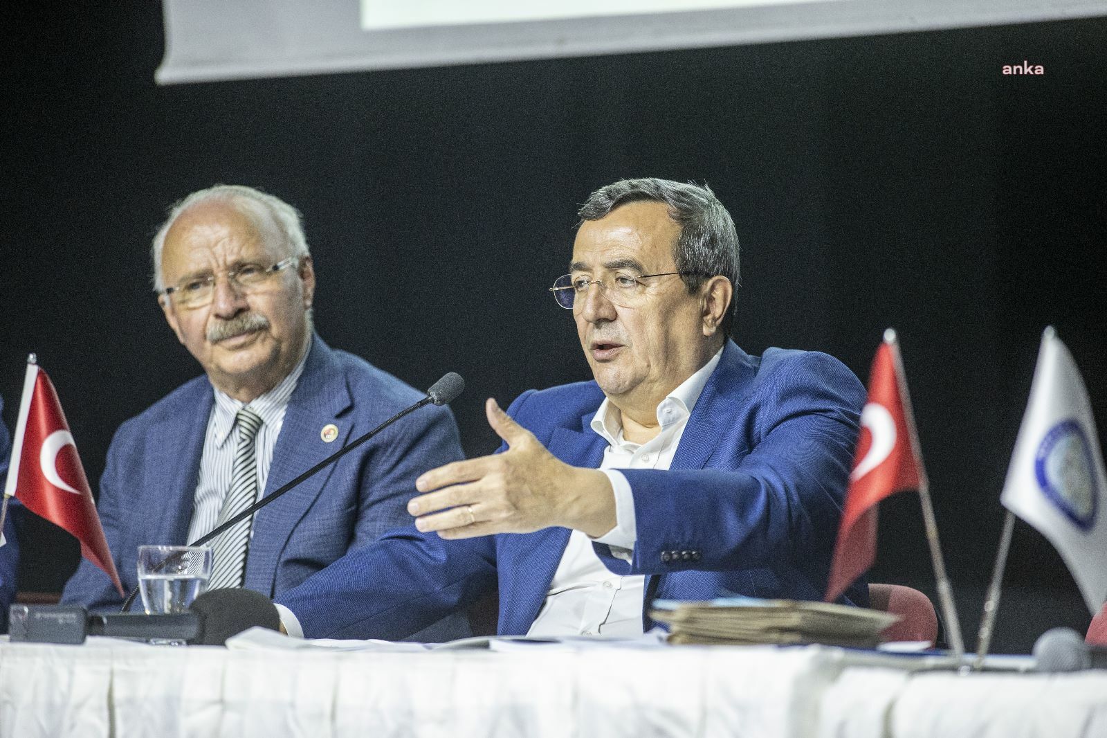 TBB’NİN KARARINA KONAK BELEDİYE BAŞKANI BATUR’DAN SERT TEPKİ