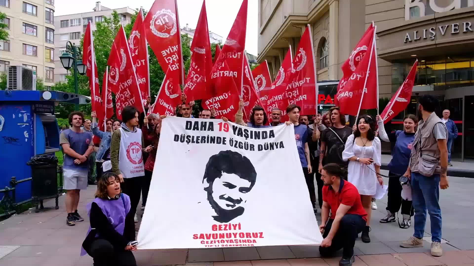 GEZİ PARKI PROTESTOLARININ 10. YILINDA, ESKİŞEHİR’DE AÇIKLAMA YAPILDI: “ALİ İSMAİL KORKMAZ’IN MİRASINI YAŞATMAYA VE ADALET MÜCADELEMİZE DEVAM EDECEĞİZ”