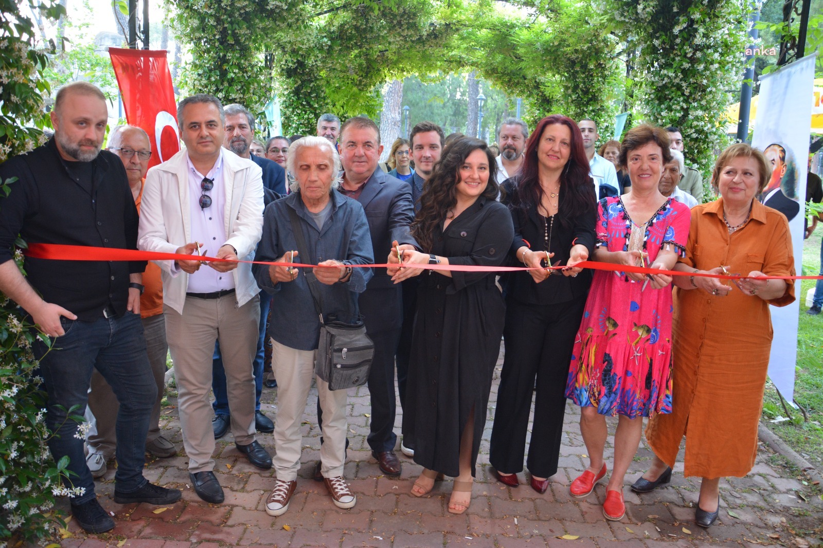 TORBALI’DA 'BİR TUTAM UMUT' TEMALI RESİM SERGİSİ