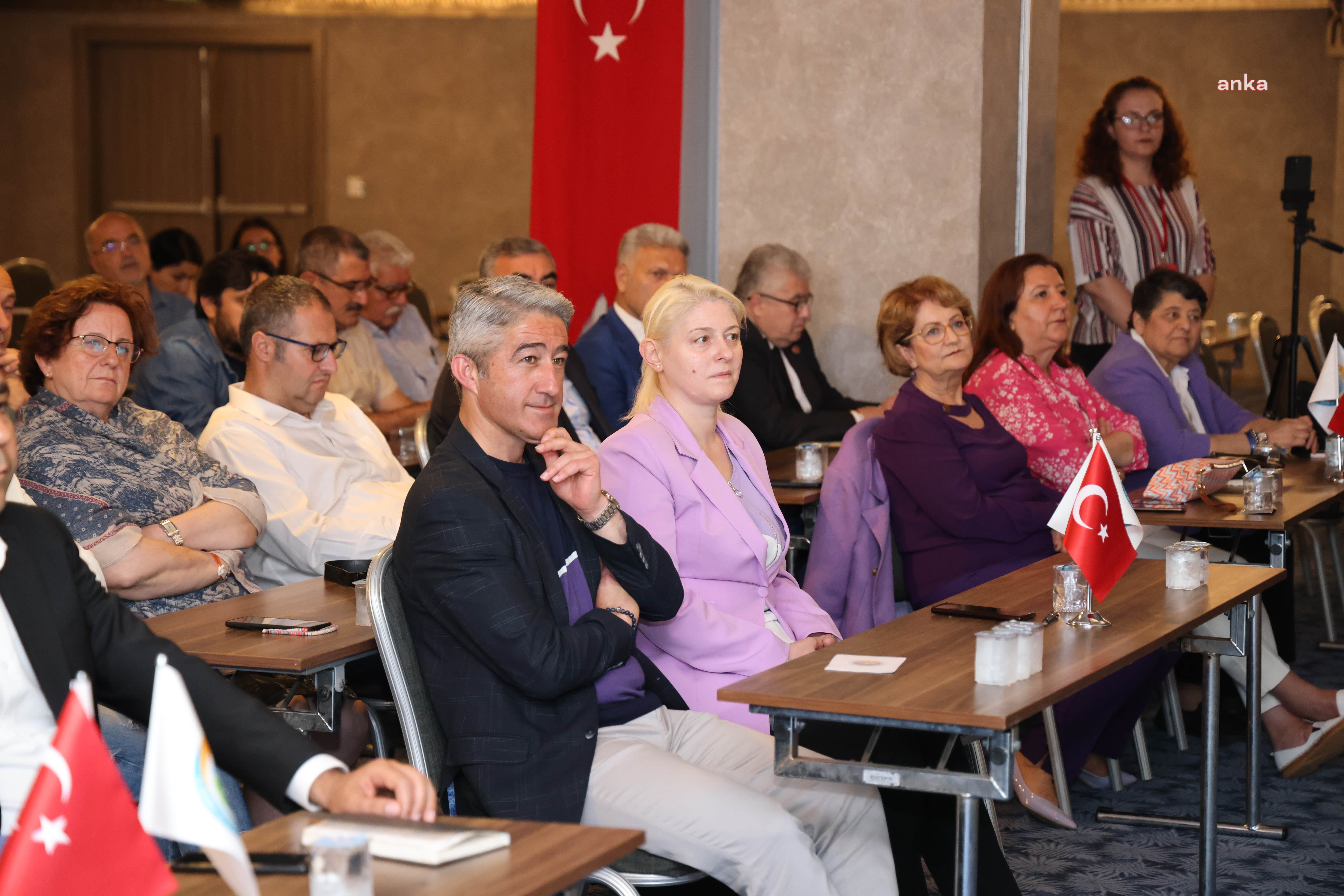 ‘ŞEHİRLEŞME VE DEPREM GERÇEĞİ’ MARMARİS’TE KONUŞULDU