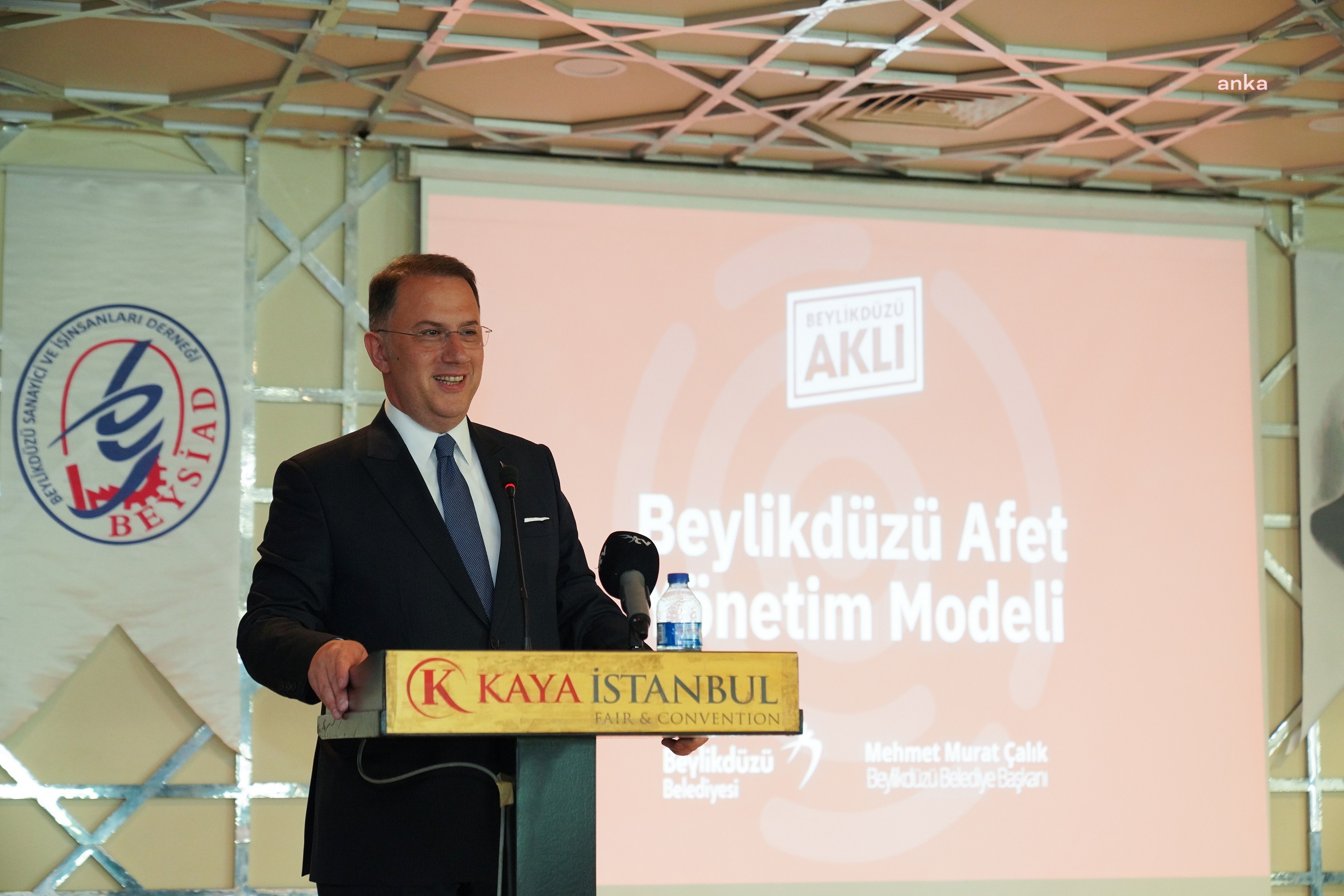 BEYLİKDÜZÜ BELEDİYE BAŞKANI ÇALIK: "BEYLİKDÜZÜ'NDE OLASI TÜM AFETLERE KARŞI HAZIR OLMA SEFERBERLİĞİ BAŞLATTIK"
