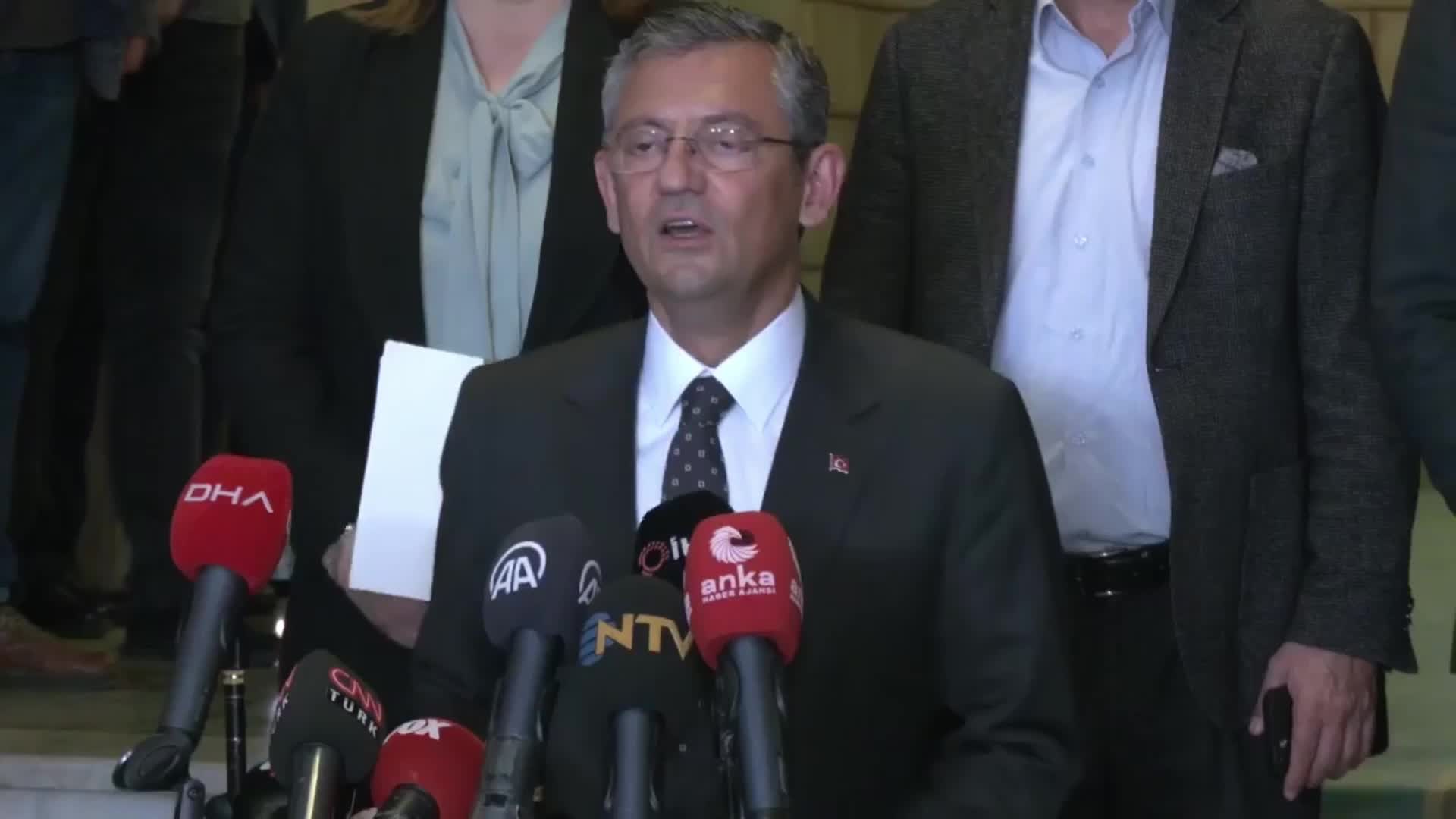 CHP TBMM GRUP YÖNETİMİ BELİRLENDİ... GRUP BAŞKANI ÖZGÜR ÖZEL: “GRUP BAŞKANVEKİLLERİMİZ BURCU KÖKSAL, ALİ MAHİR BAŞARIR VE GÖKHAN GÜNAYDIN SEÇİLDİ… MECLİS BAŞKANVEKİLLİĞİNE GÜLİZAR BİÇER KARACA SEÇİLDİ”