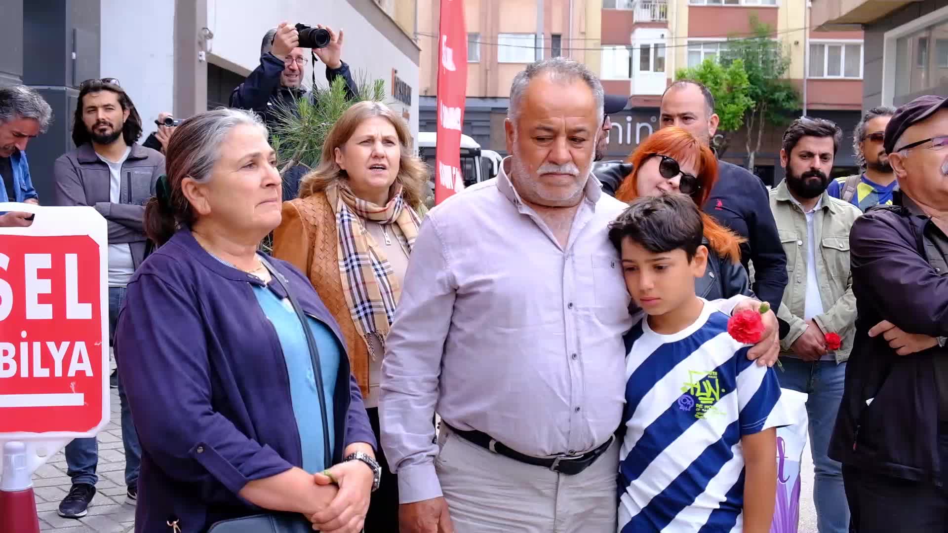 GEZİ PARKI PROTESTOLARI SIRASINDA YAŞAMINI YİTİREN ALİ İSMAİL KORKMAZ ESKİŞEHİR'DE ANILDI