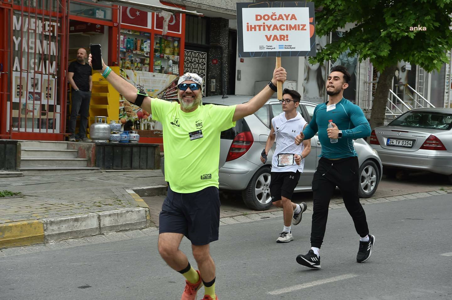 AVCILAR’DA DOĞASEVERLER İKLİM KRİZİNE KARŞI FARKINDALIK OLUŞTURMAK İÇİN BULUŞTU