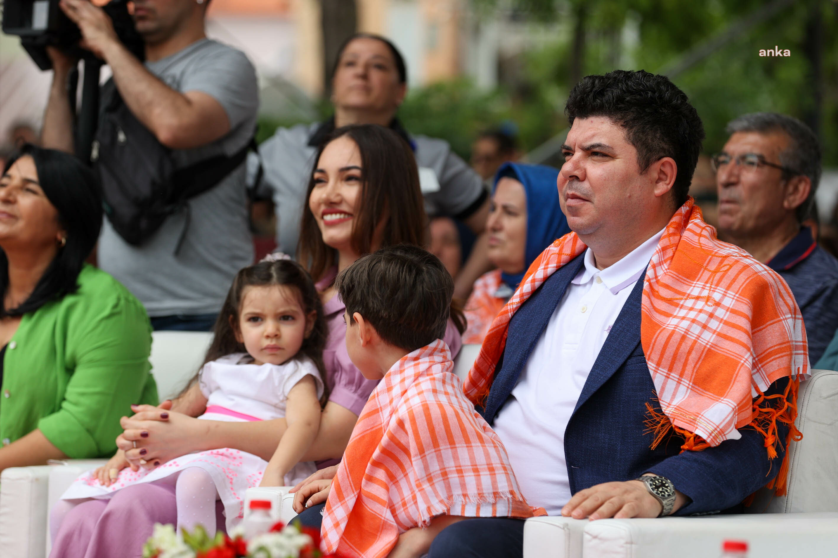BUCA BELEDİYESİ’NİN ‘KİRAZ FESTİVALİ’NE YOĞUN İLGİ