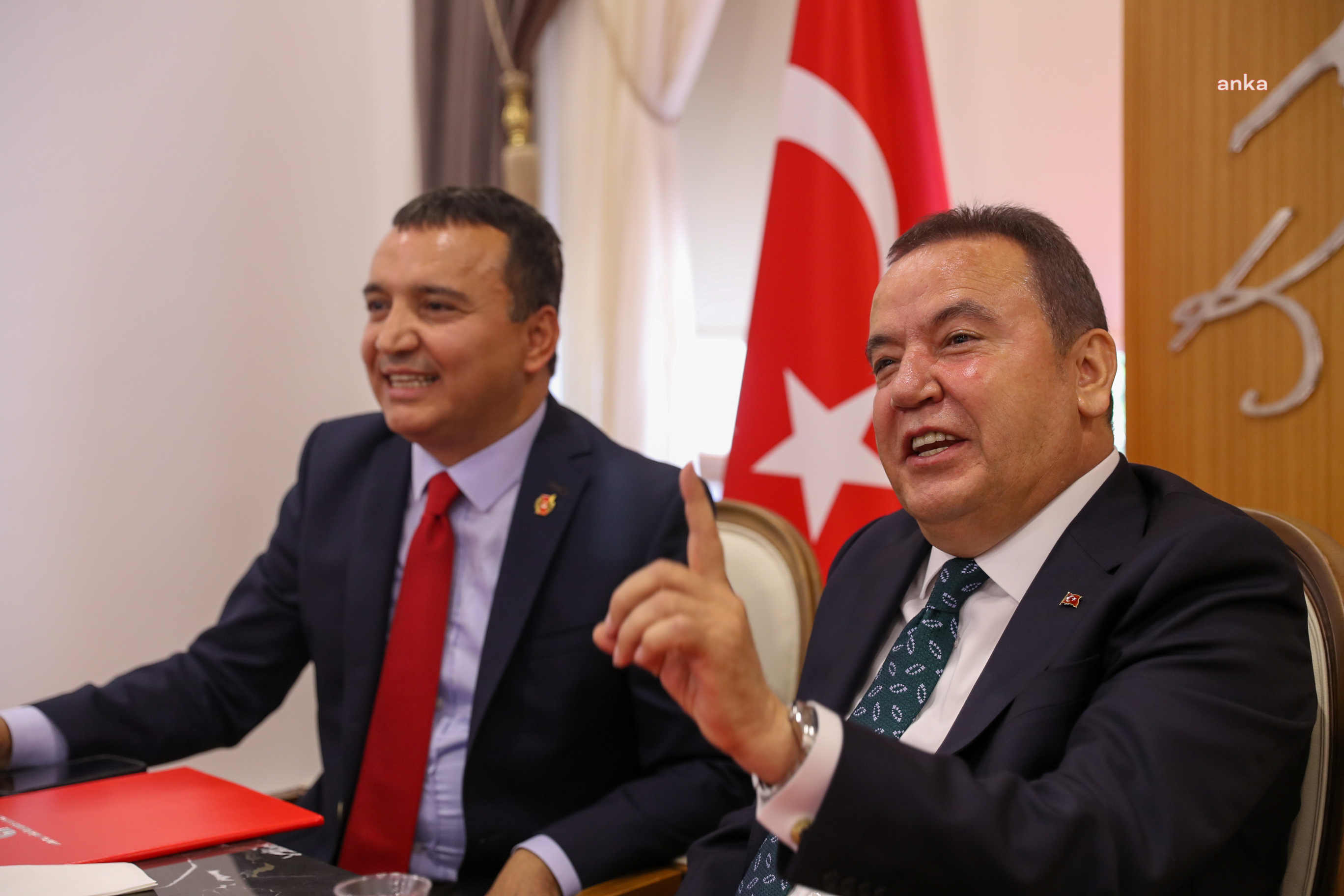 ANTALYA BÜYÜKŞEHİR BELEDİYESİ İLE ANTALYA GAZETECİLER CEMİYETİ ARASINDA İŞBİRLİĞİ PROTOKOLÜ