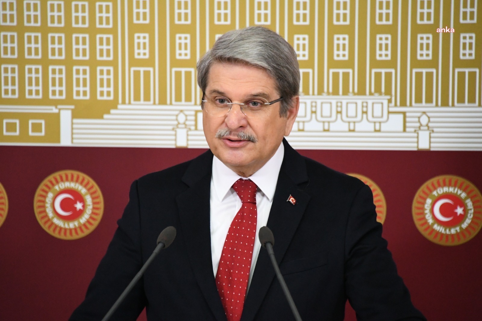 AYTUN ÇIRAY İYİ PARTİ'DEN İSTİFA ETTİ