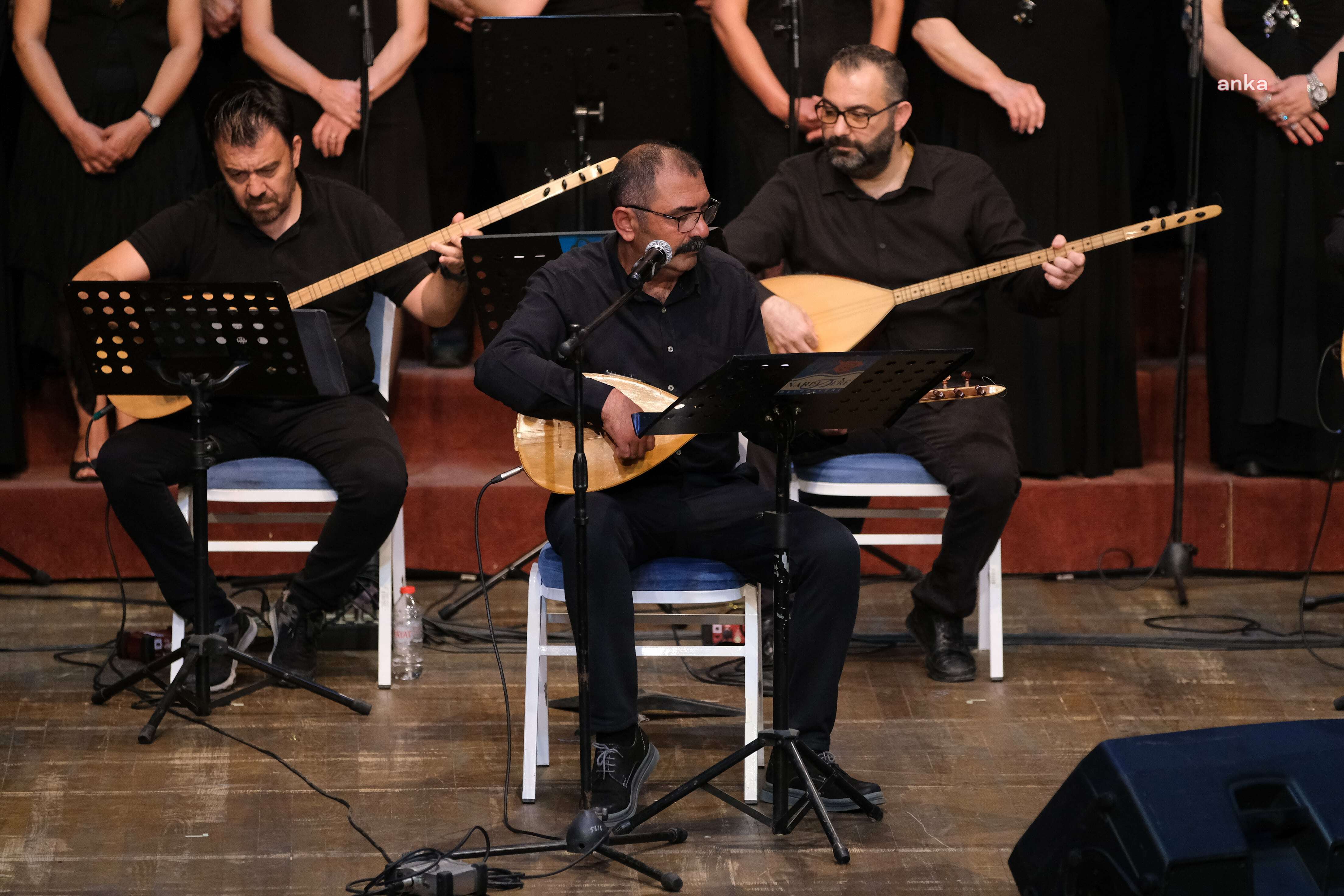 NARLIDERE DOSTLAR KOROSU’NDAN AŞIK VEYSEL TÜRKÜLERİ KONSERİ