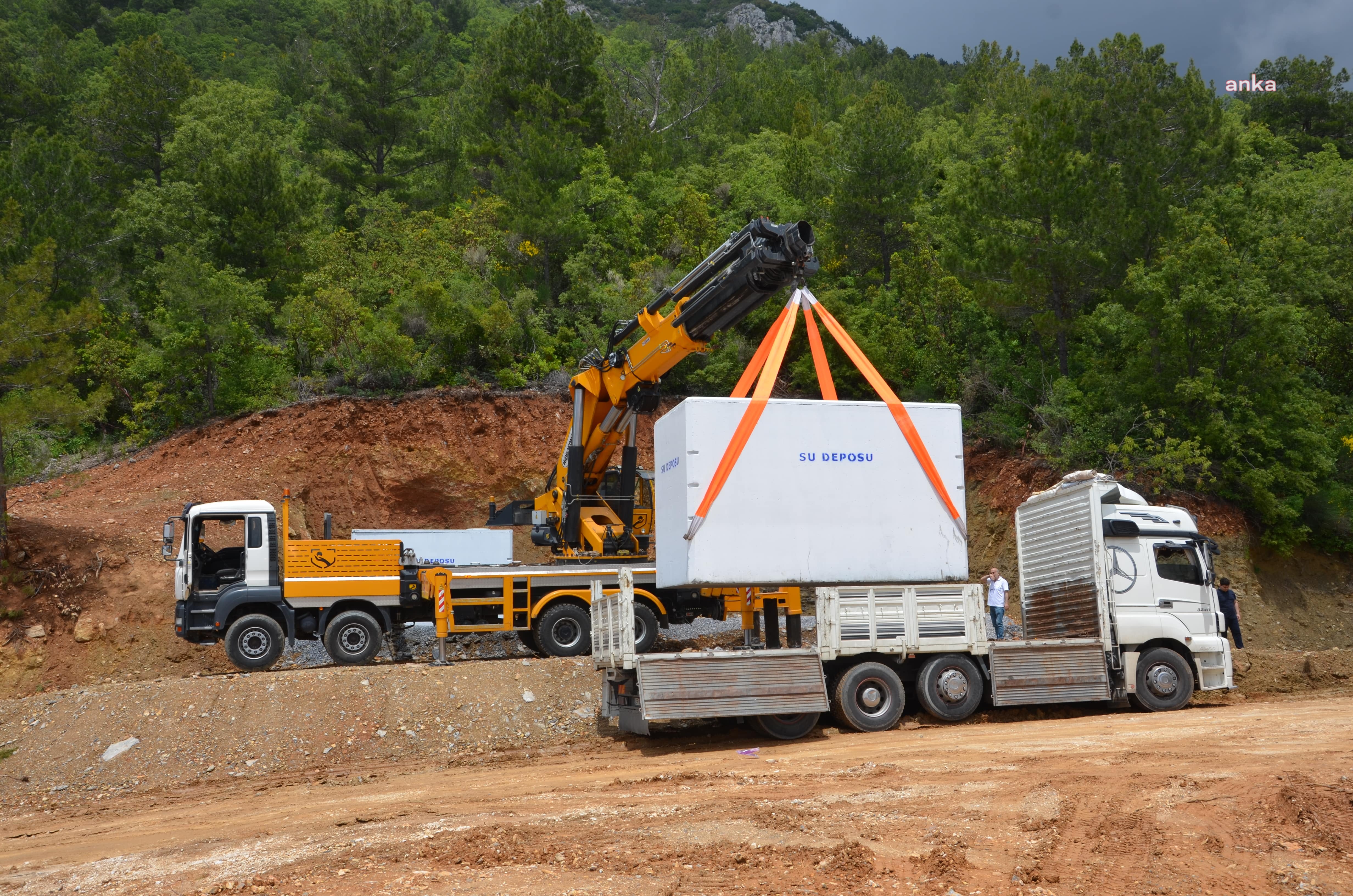 ANTALYA BÜYÜKŞEHİR BELEDİYESİ'NDEN AKÇATI MAHALLESİ'NE 200 TONLUK İÇME SUYU DEPOSU