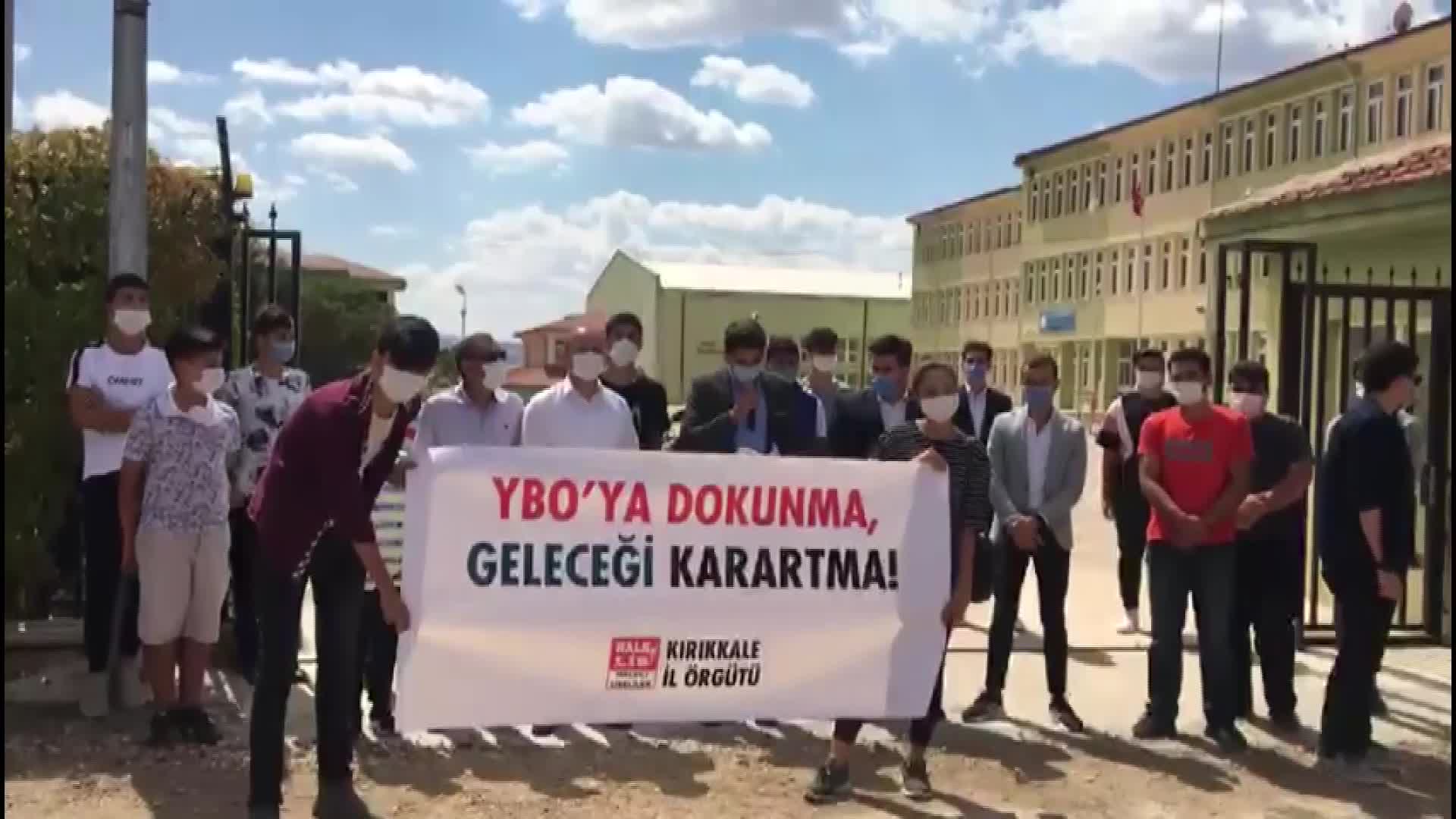 44 ÖĞRENCİSİ KALAN YBO'NUN KAPATILMASI KARARINA TEPKİ: "EĞİTİMDEKİ FIRSAT EŞİTSİZLİĞİ BİR KEZ DAHA YÜZÜMÜZE VURDU"