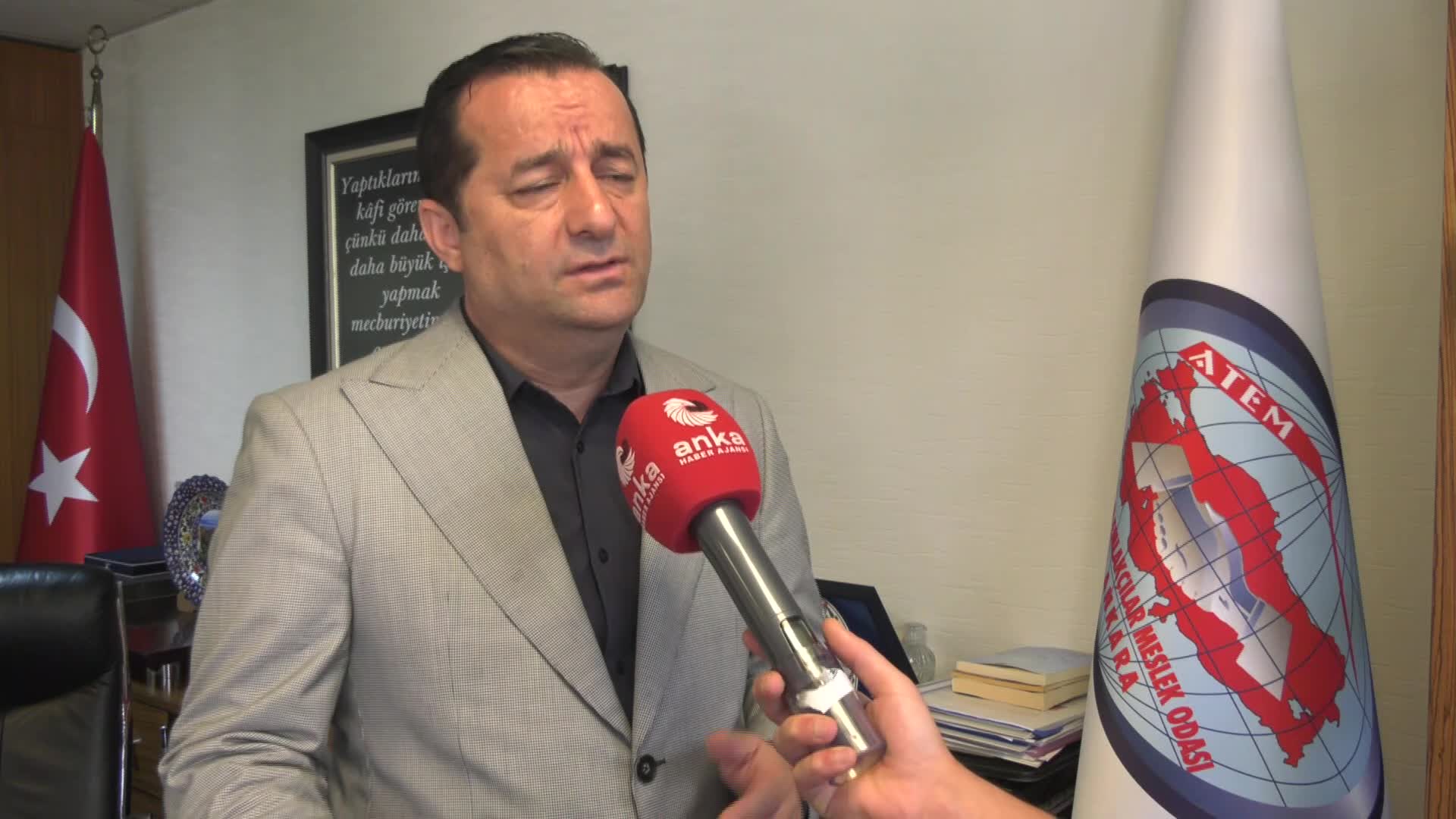 ANKARA EMLAKÇILAR ODASI BAŞKANI AKÇAM: "ENFLASYONUN YÜZDE 40 OLDUĞU ÜLKEDE YÜZDE 25 ARTIŞ, MAL SAHİPLERİNİ TATMİN ETMEDİ. ASGARİ ÜCRETLİNİN EV ALMASI HAYAL ÖTESİ"