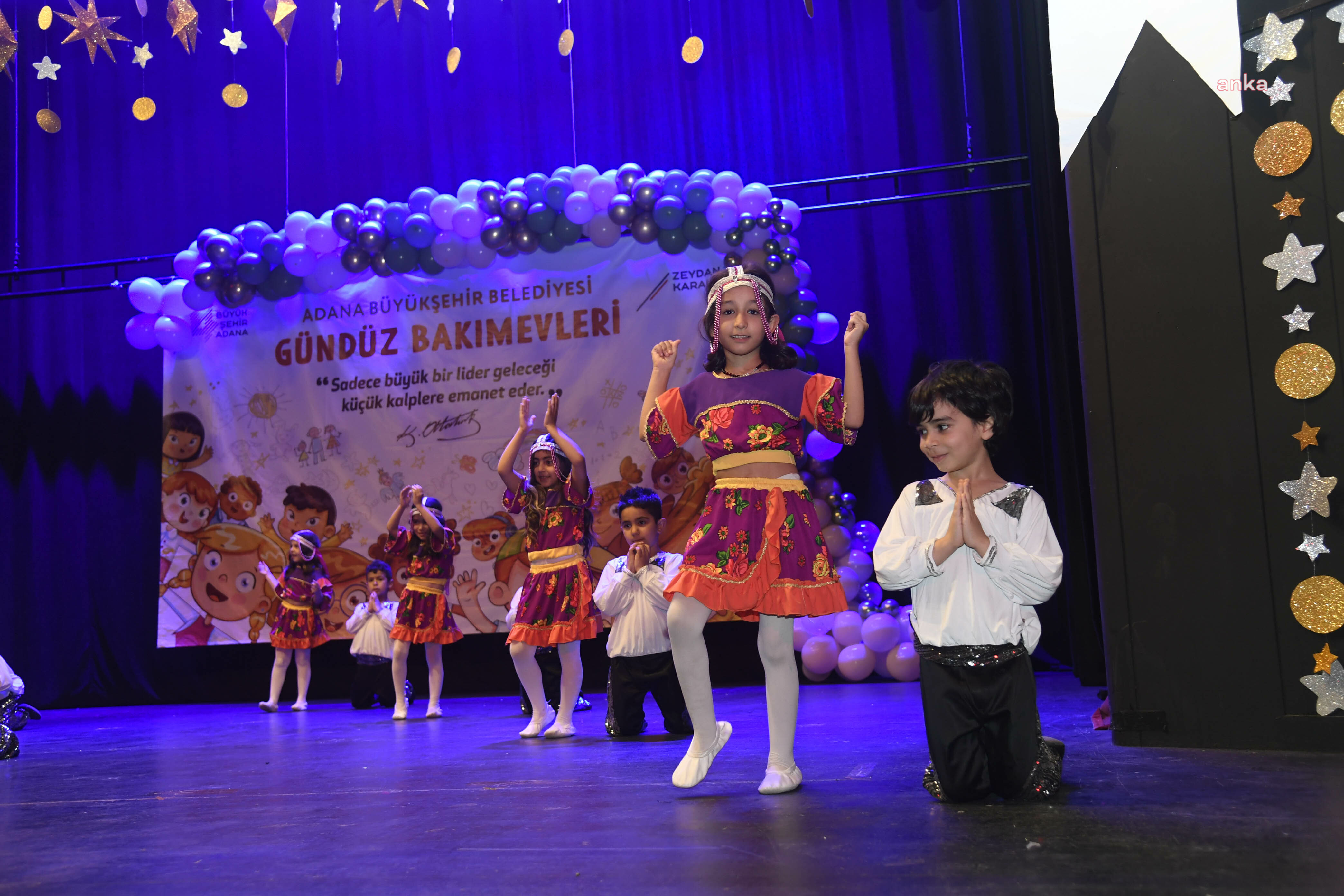 ADANA BÜYÜKŞEHİR’İN GÜNDÜZ BAKIMEVLERİNDE EĞİTİM GÖREN ÇOCUKLAR MEZUN OLDU