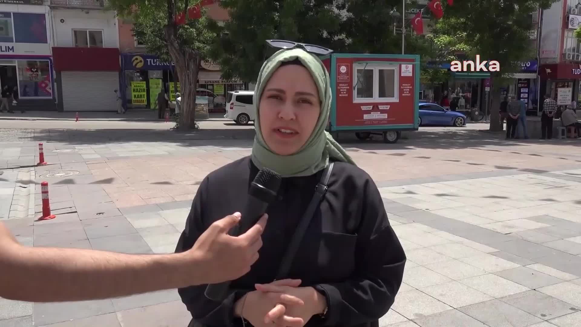 AKSARAYLI VATANDAŞ: "SOSYAL MEDYADAKİ HABERLERE HİÇ GÜVENMİYORUM”