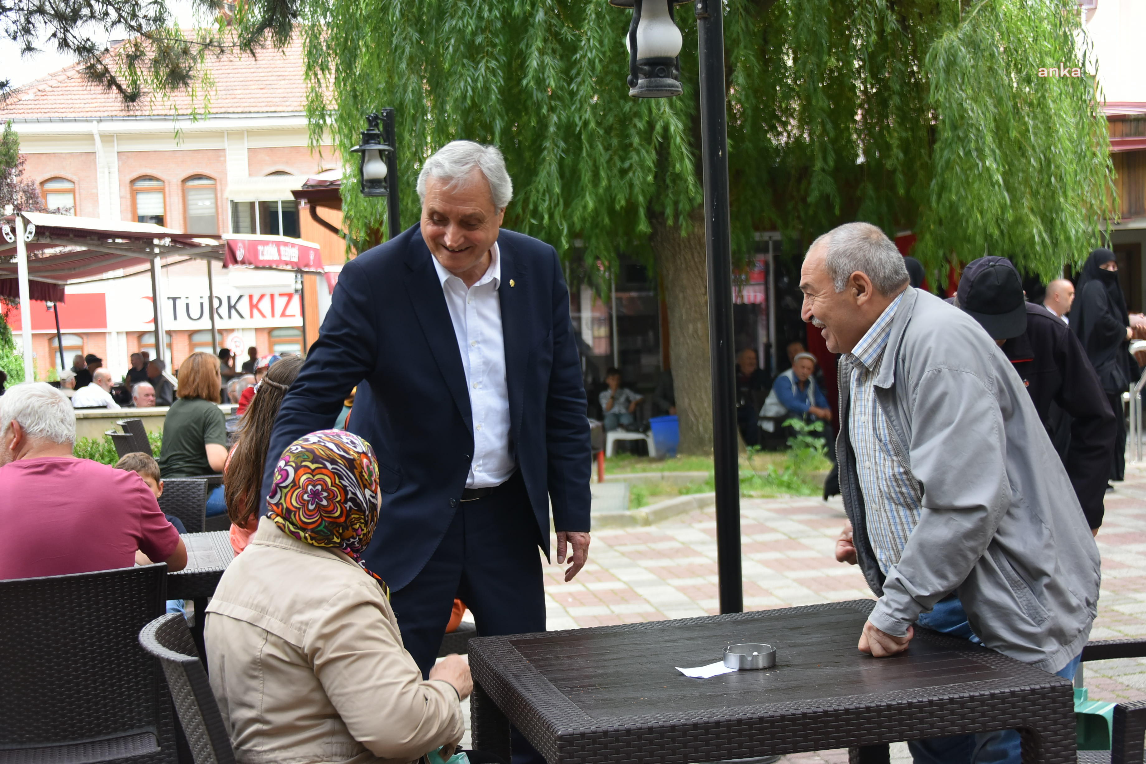 BOZÜYÜK BELEDİYE BAŞKANI BAKKALCIOĞLU, REFÜJ DÜZENLEME ÇALIŞMALARINI İNCELEDİ