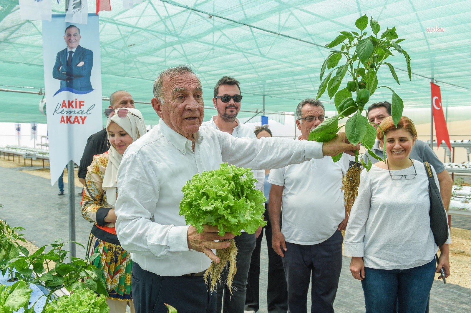 SEYHAN’IN "YENİLİKÇİ TARIM UYGULAMALARI SERASI" HİZMETE AÇILDI