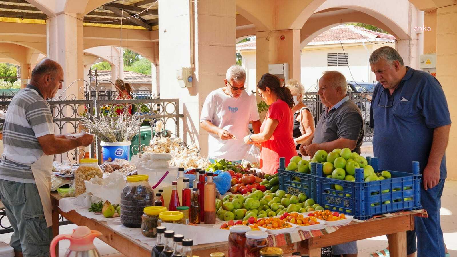 ÇEŞME ÜRETİCİ PAZARI YENİDEN HİZMETE AÇILIYOR