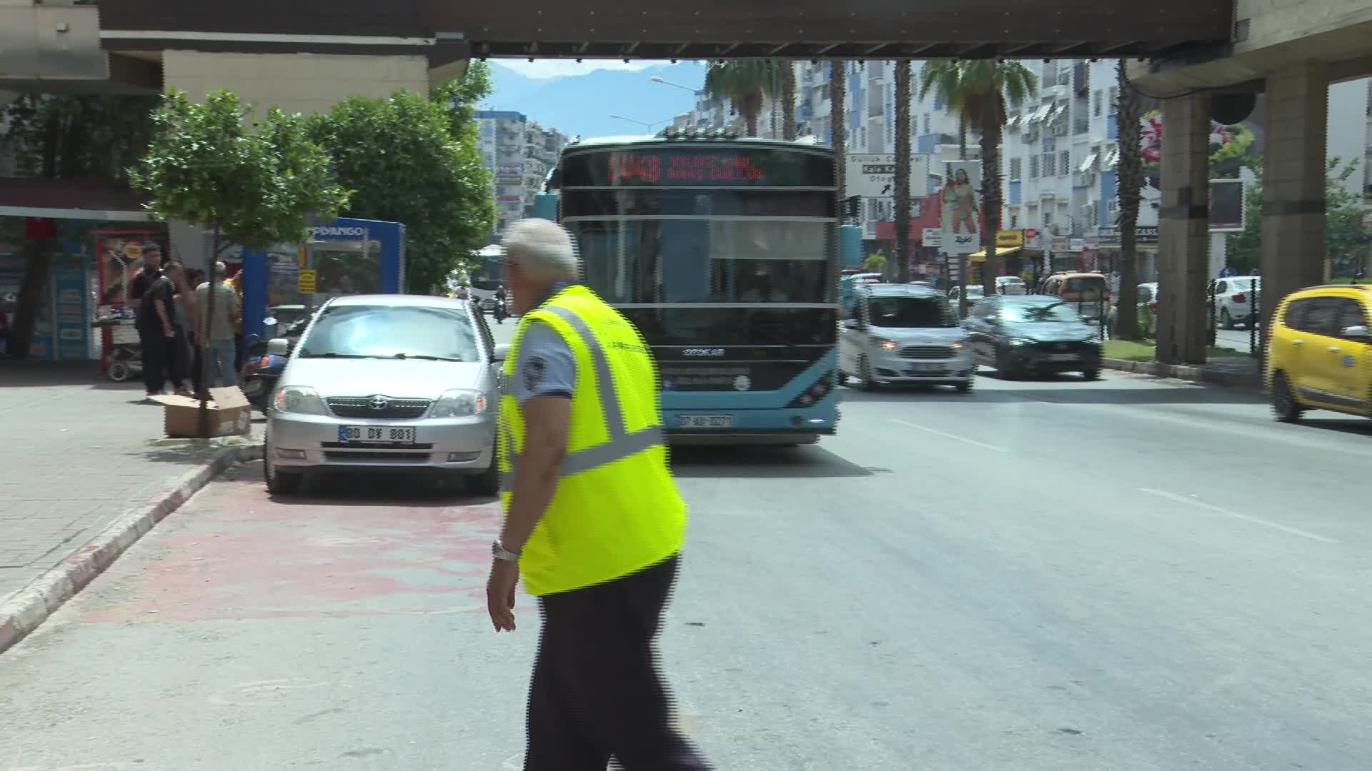 ANTALYA BÜYÜKŞEHİR’DEN OTOBÜSLERE KLİMA DENETİMİ