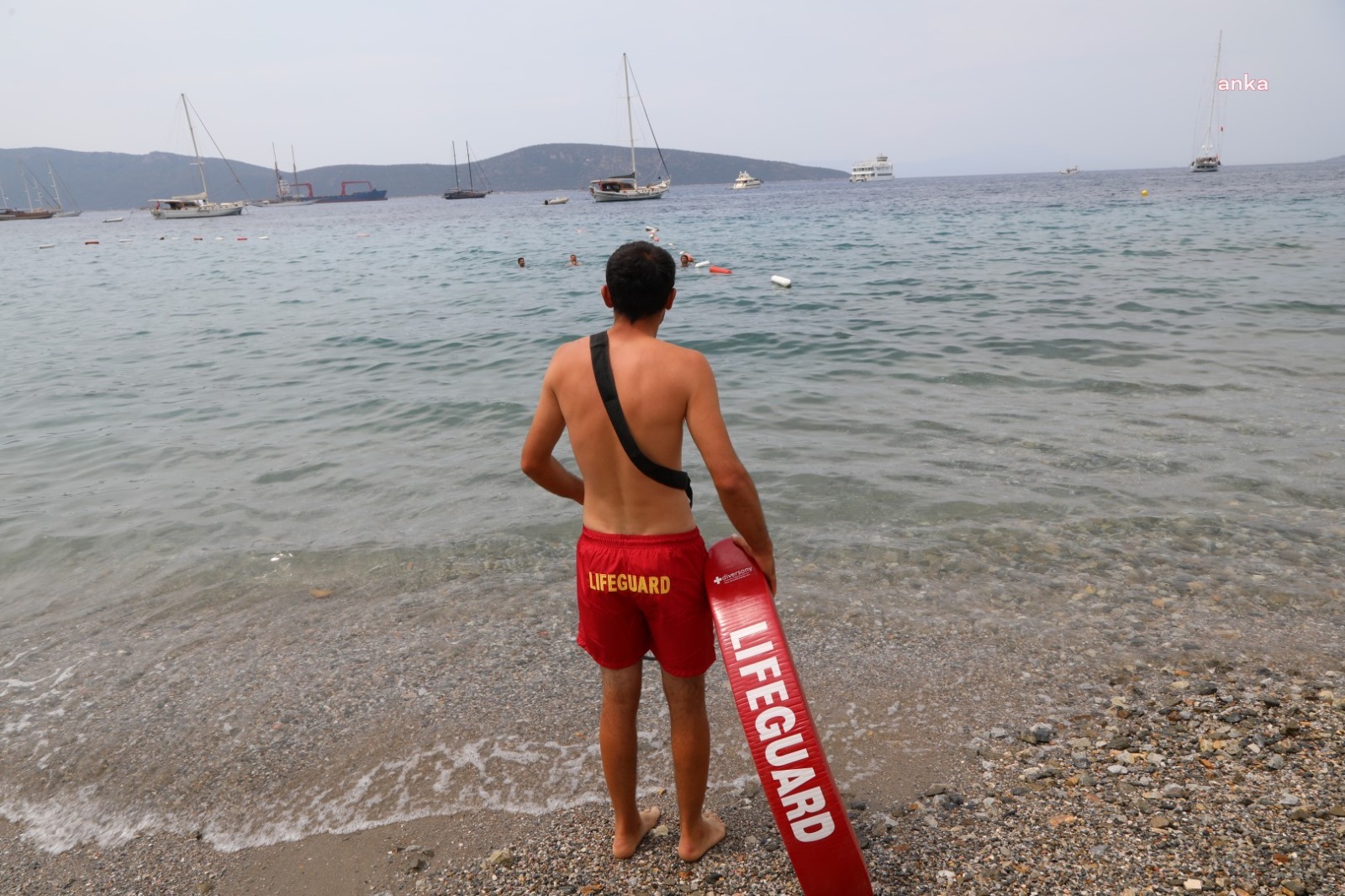 BODRUM BELEDİYESİ'NİN CANKURTARANLIK EĞİTİMLERİ DEVAM EDİYOR