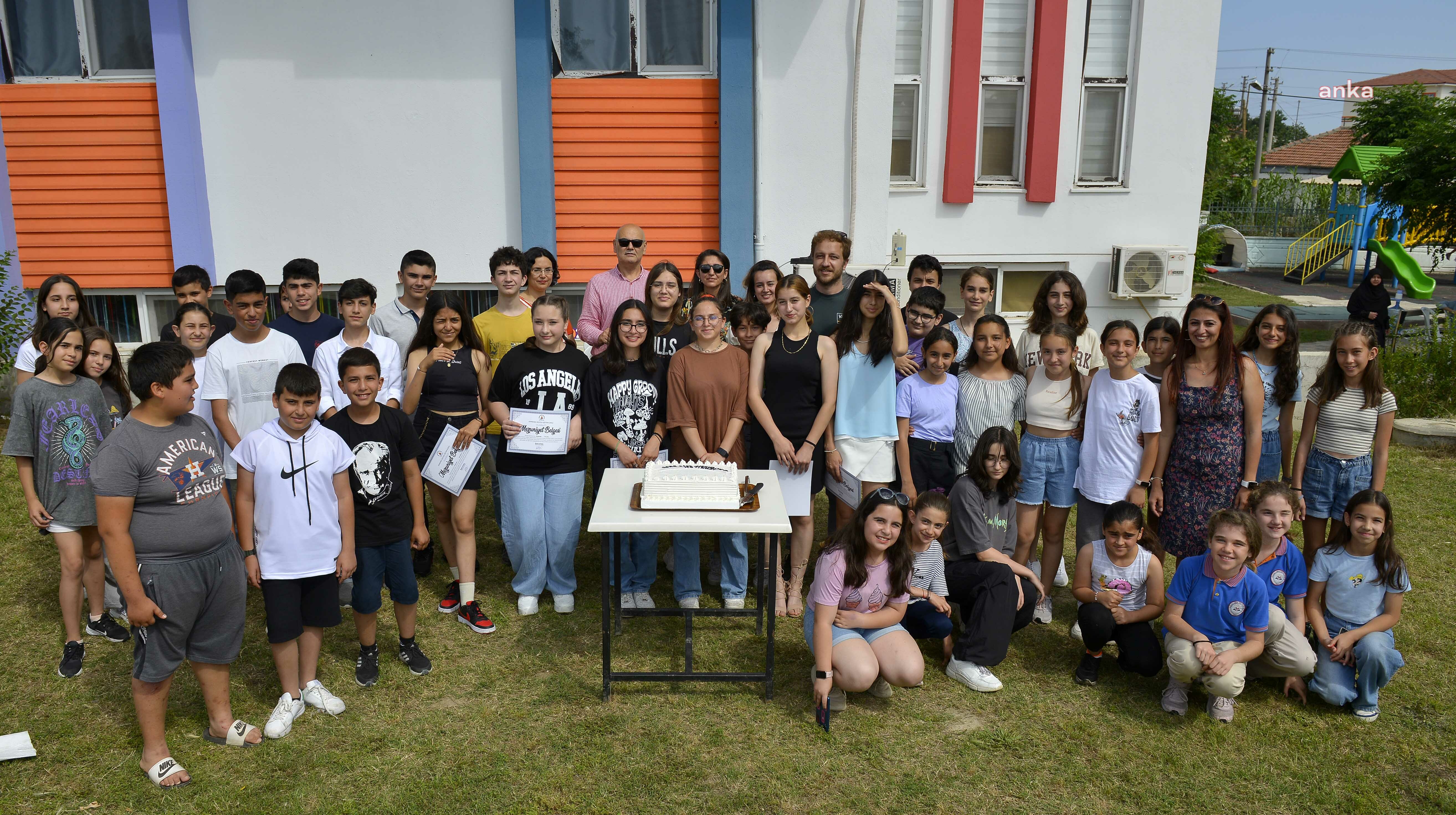 MURATPAŞA BELEDİYESİ’NİN ERMENEK DESTEK EĞİTİM KURS MERKEZİ’NDE MEZUNİYET HEYECANI