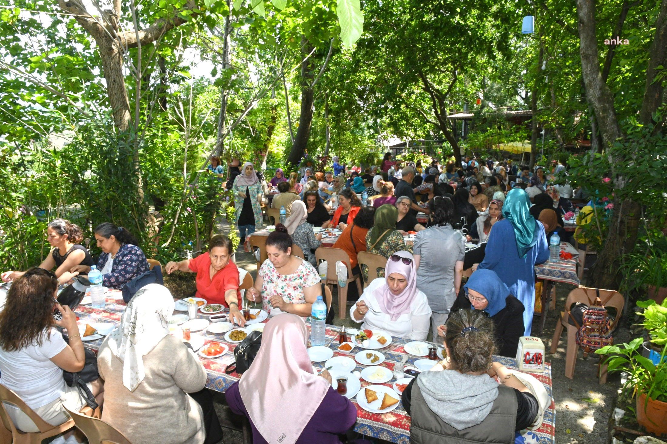 KARABAĞLAR'DA KURSİYERLER İÇİN DÜZENLENEN GEZİLER SÜRÜYOR