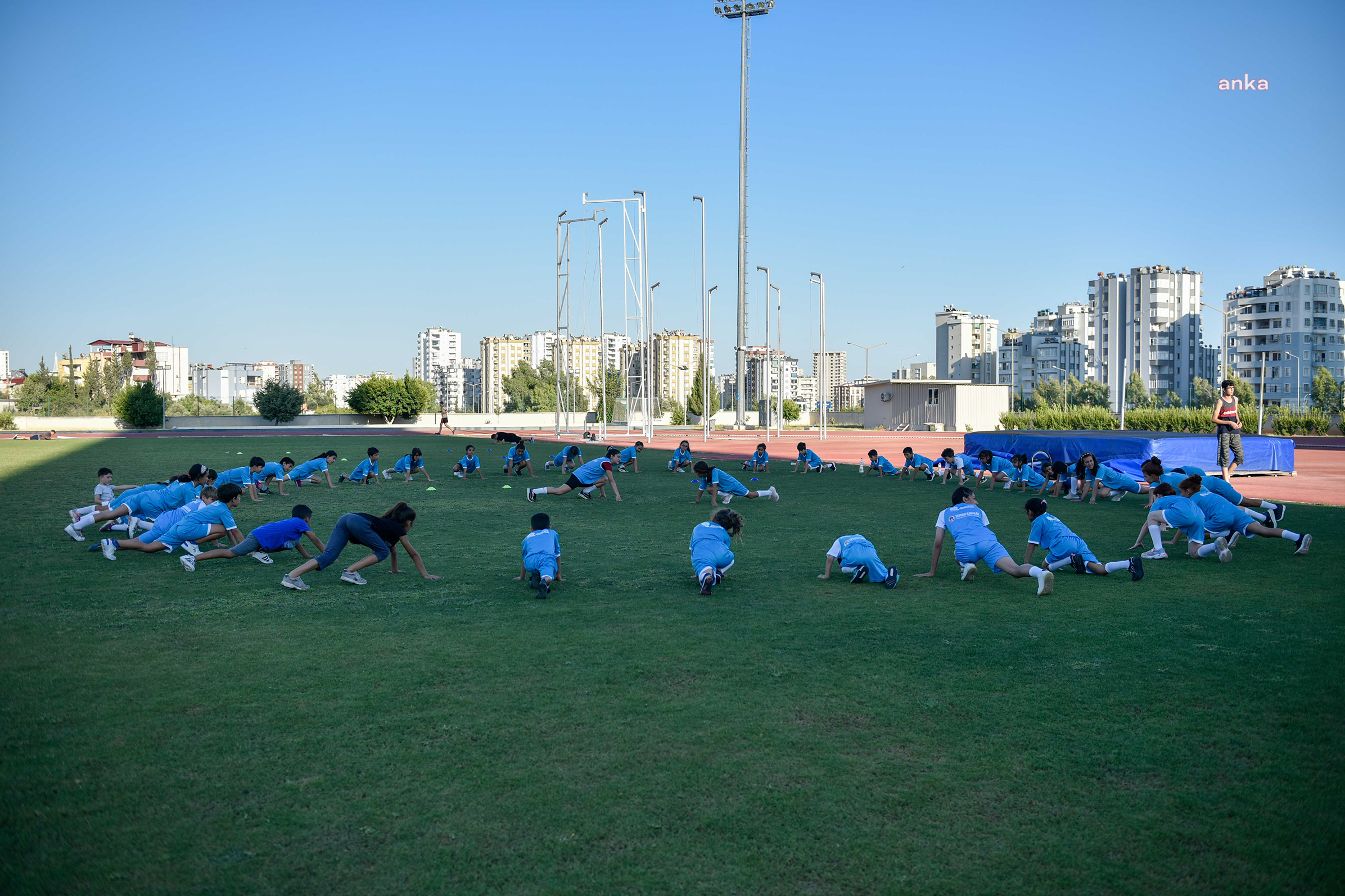 ADANA BÜYÜKŞEHİR BELEDİYESİ'NİN YAZ SPOR OKULLARI İÇİN KAYITLAR BAŞLADI