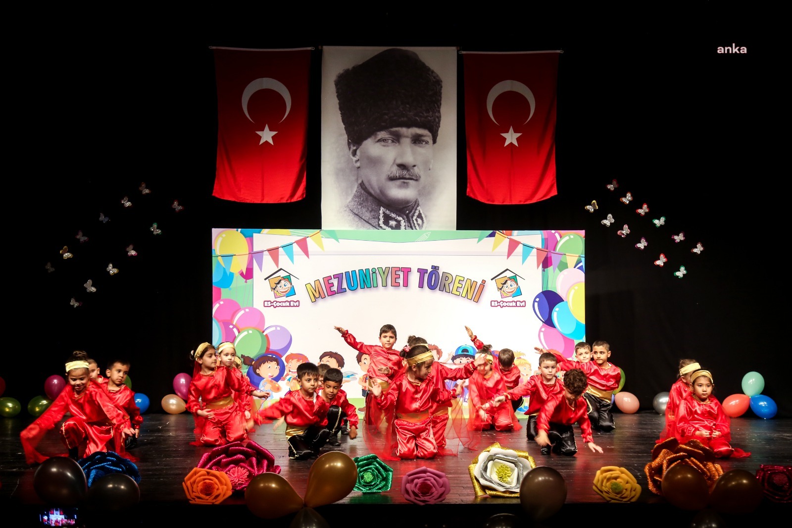 ESKİŞEHİR BÜYÜKŞEHİR BELEDİYESİ ES ÇOCUK EVİ’NDE MEZUNİYET HEYECANI