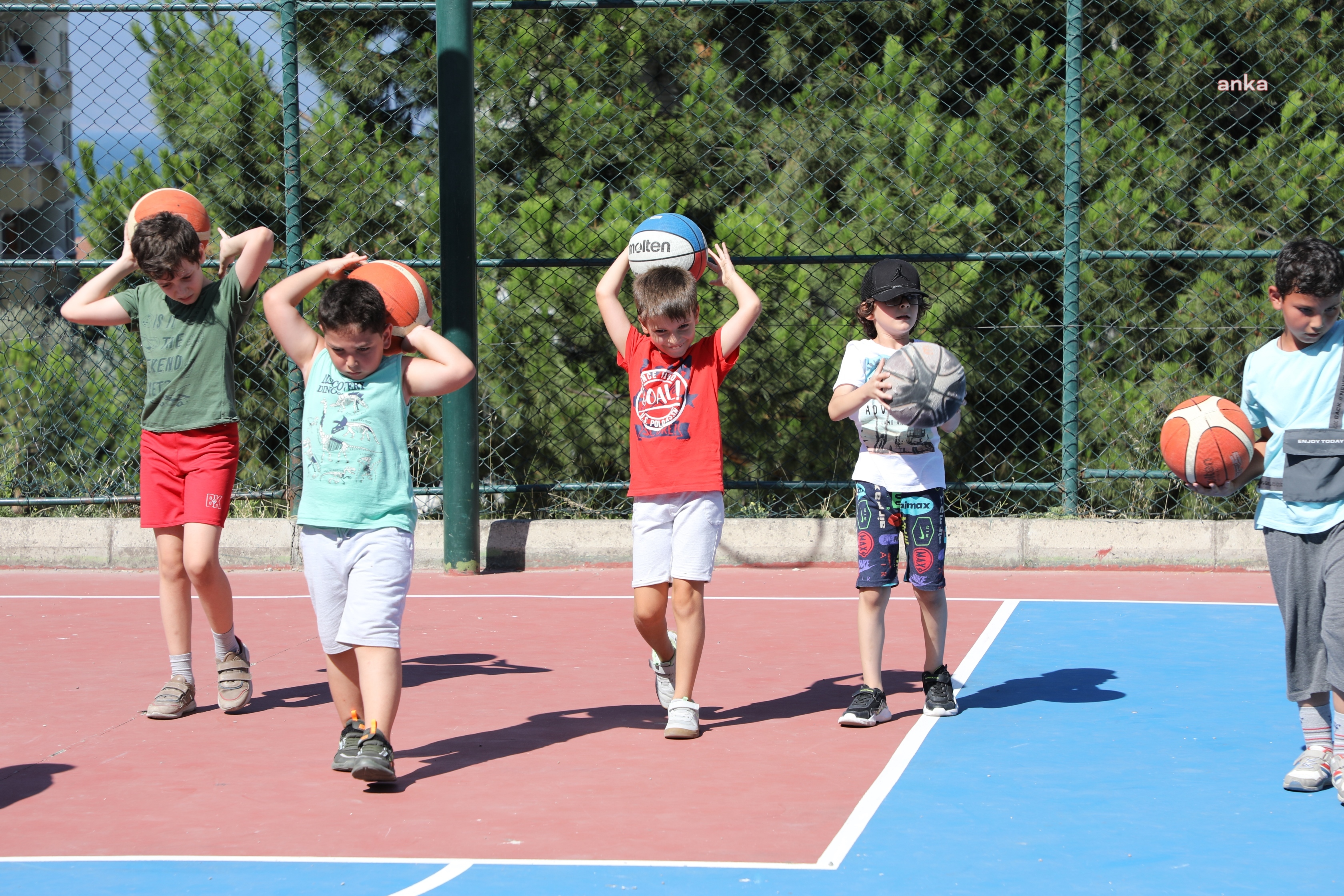 MUDANYA’DA YAZ, ÇOCUKLAR İÇİN SPOR VE SANATLA GEÇECEK