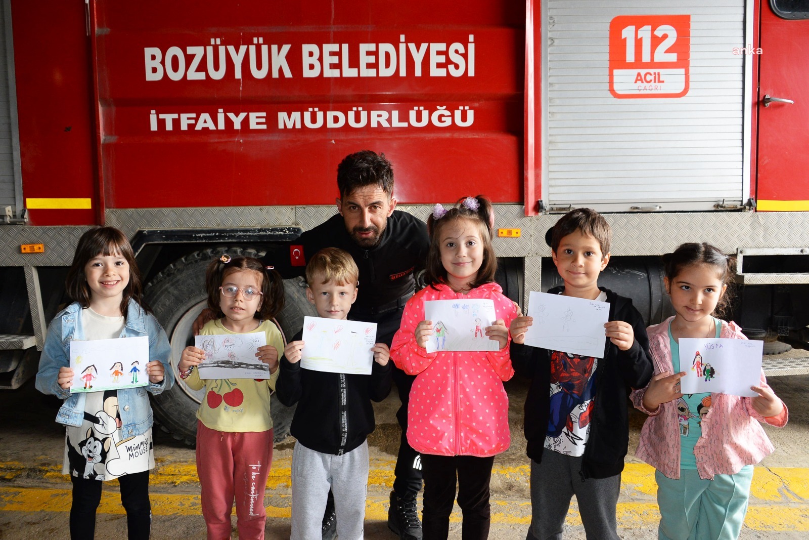 BOZÜYÜKLÜ ANAOKULU ÖĞRENCİLERİ, YANGIN EĞİTİMİ ALDI