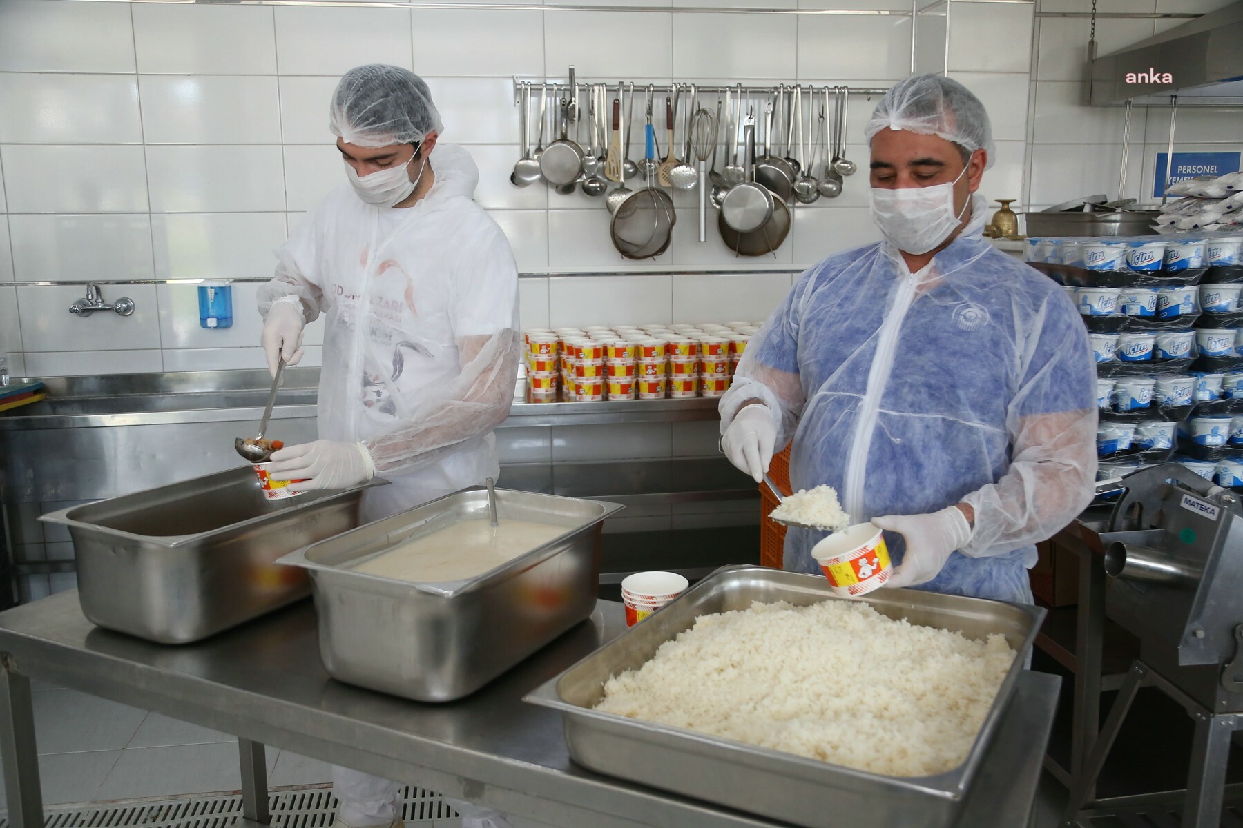 ODUNPAZARI BELEDİYESİ AŞEVİ, KURBAN BAĞIŞLARINI KABUL EDİYOR