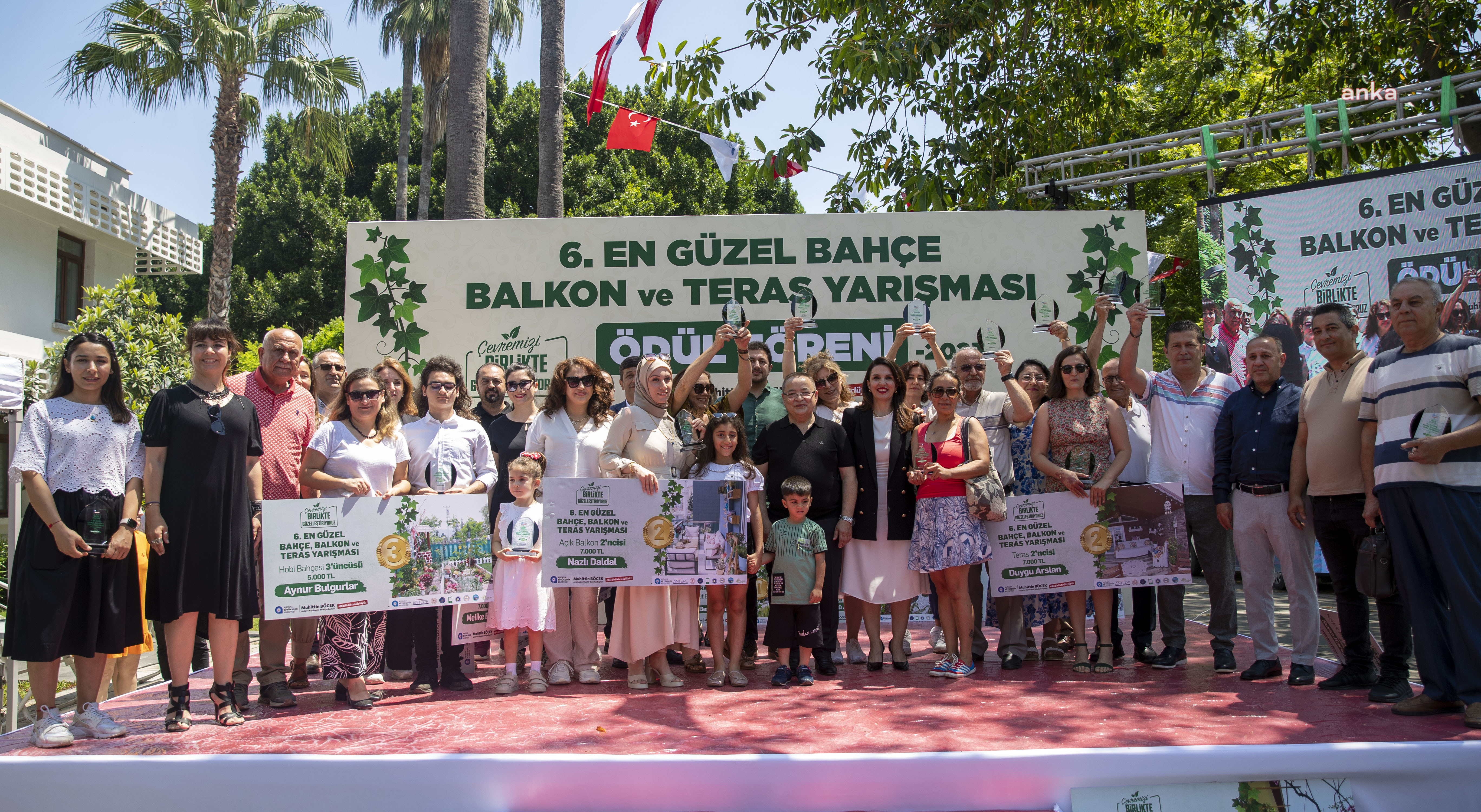 ANTALYA BÜYÜKŞEHİR'İN EN GÜZEL BALKON YARIŞMASINDA ÖDÜLLER VERİLDİ