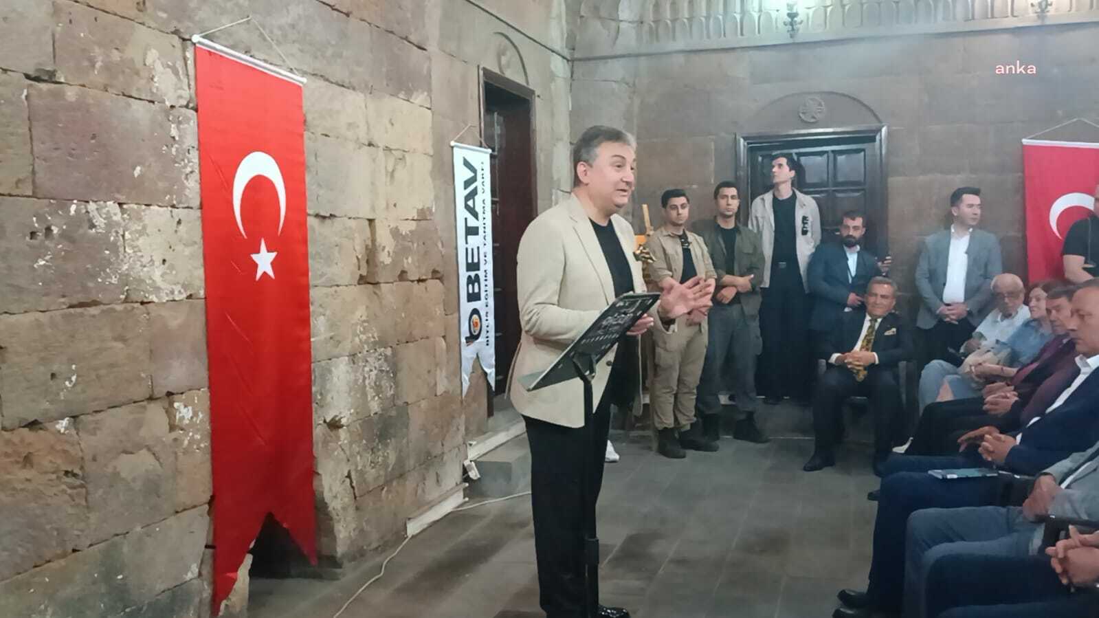 BİTLİS KİTAP FUARI’NA OPERA DAMGASI