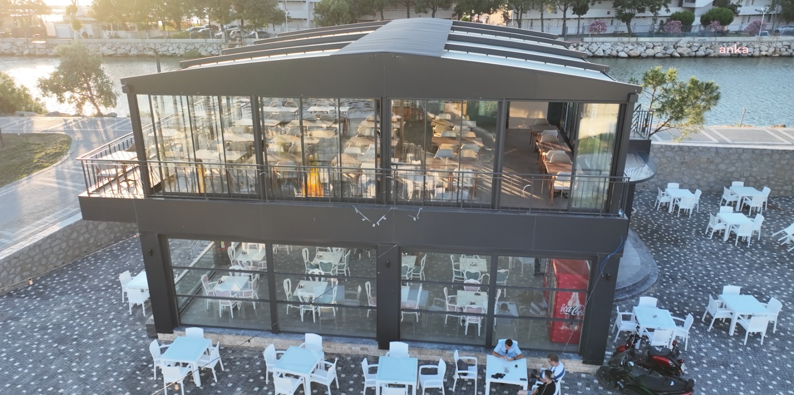 BURHANİYE BELEDİYESİ'NDEN ÖZGÜRLÜK PARKI’NDA 'ÖZGÜRLÜK CAFE BİSTRO'