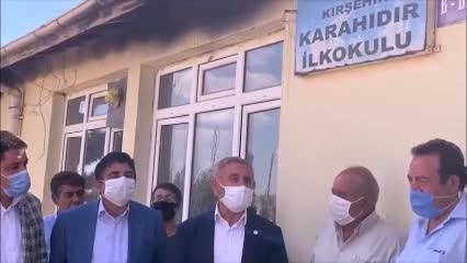 "KAPATILAN KÖY OKULLARI AÇILMALI"