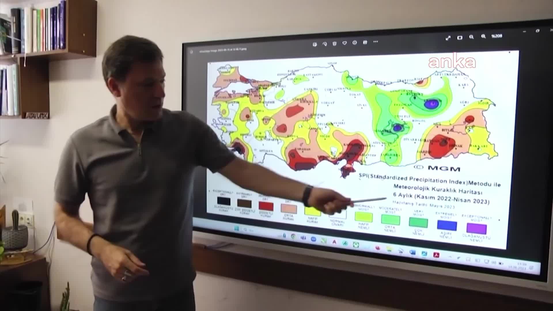 KTÜ HEYELAN UYGULAMA VE ARAŞTIRMA MERKEZİ ÜYESİ PROF. DR. ERSOY: "TAŞKINLAR VE SELLER BİZİM ÇALIŞMALARIMIZI BİTİRMEMİZİ BEKLEMİYOR"