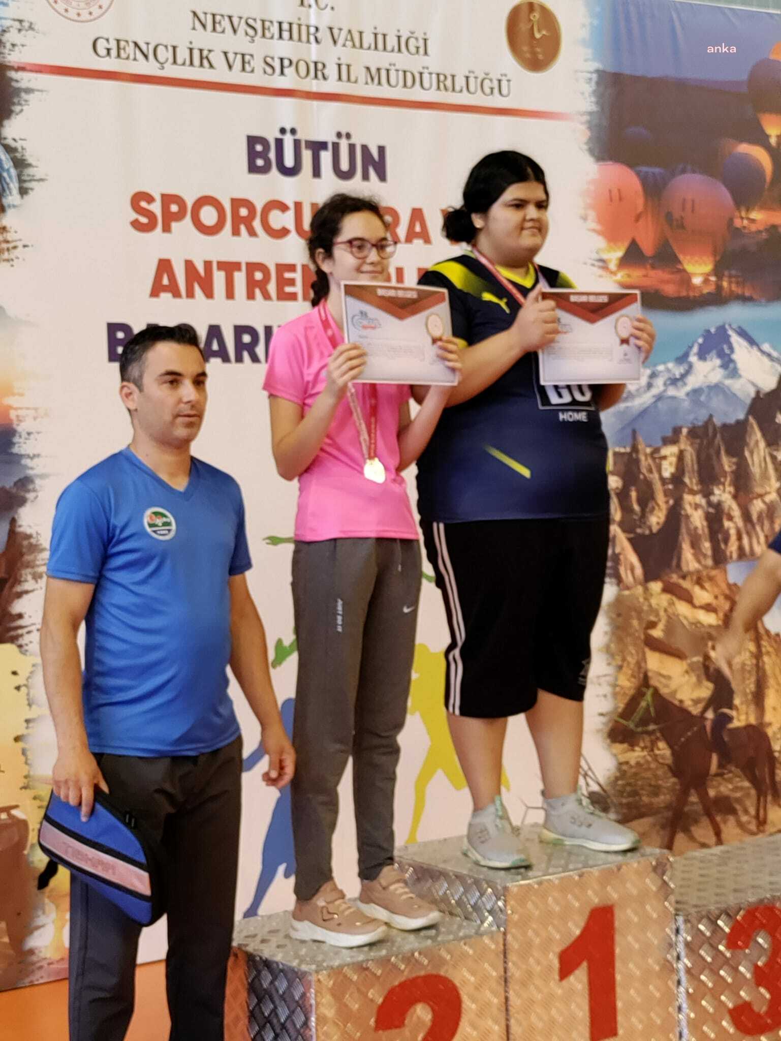 MADALYALI ÖZEL SPORCULARDAN BELEDİYE BAŞKANI ÇERÇİOĞLU’NA TEŞEKKÜR ZİYARETİ