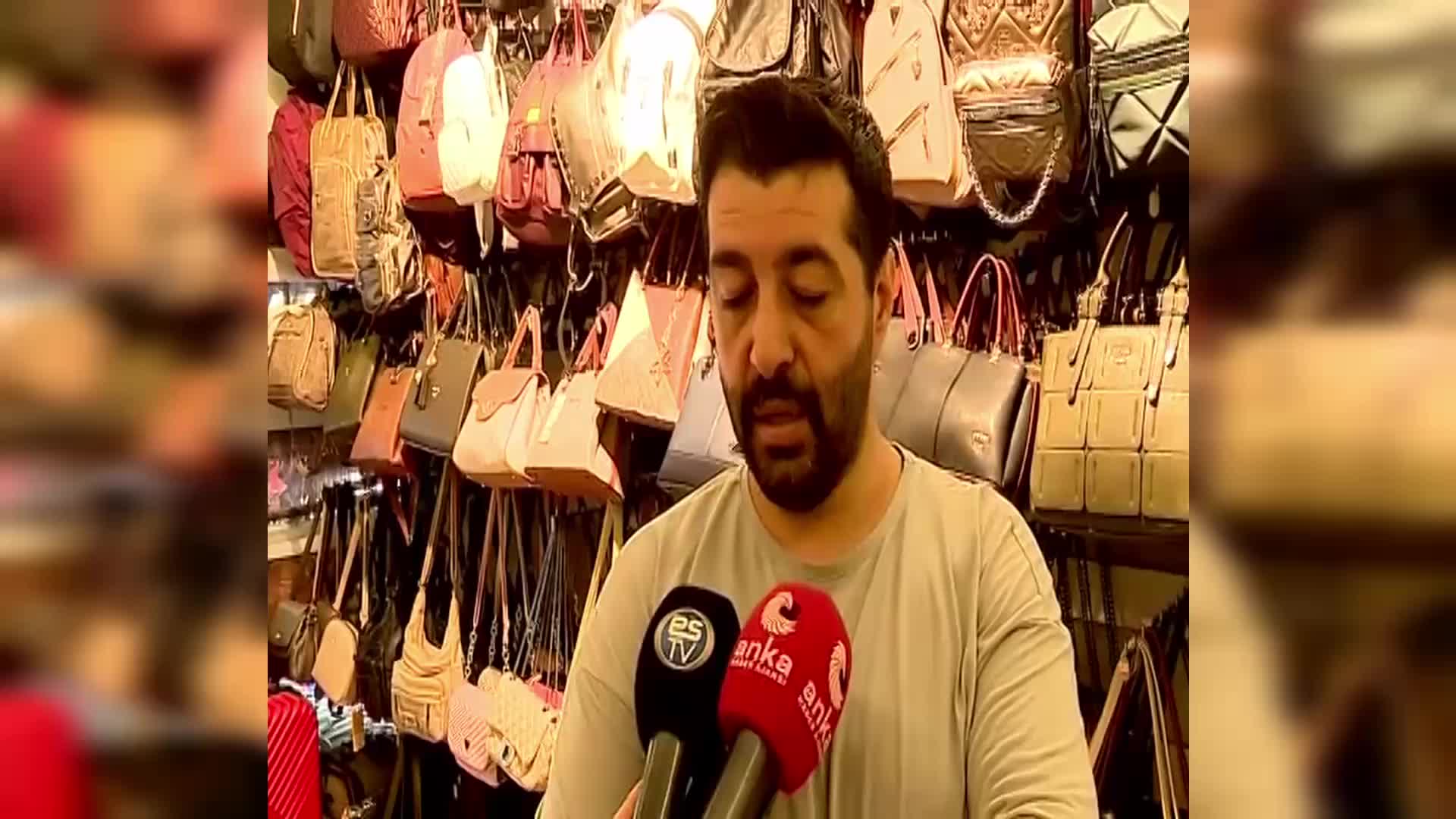 ESKİŞEHİRLİ ESNAF: "ÇARŞIDA HAREKETLİLİK VAR AMA POŞETLE GEÇEN İNSAN SAYISI AZ. İNSANLAR FİYATLARDAN ÇOK ŞİKAYETÇİ"