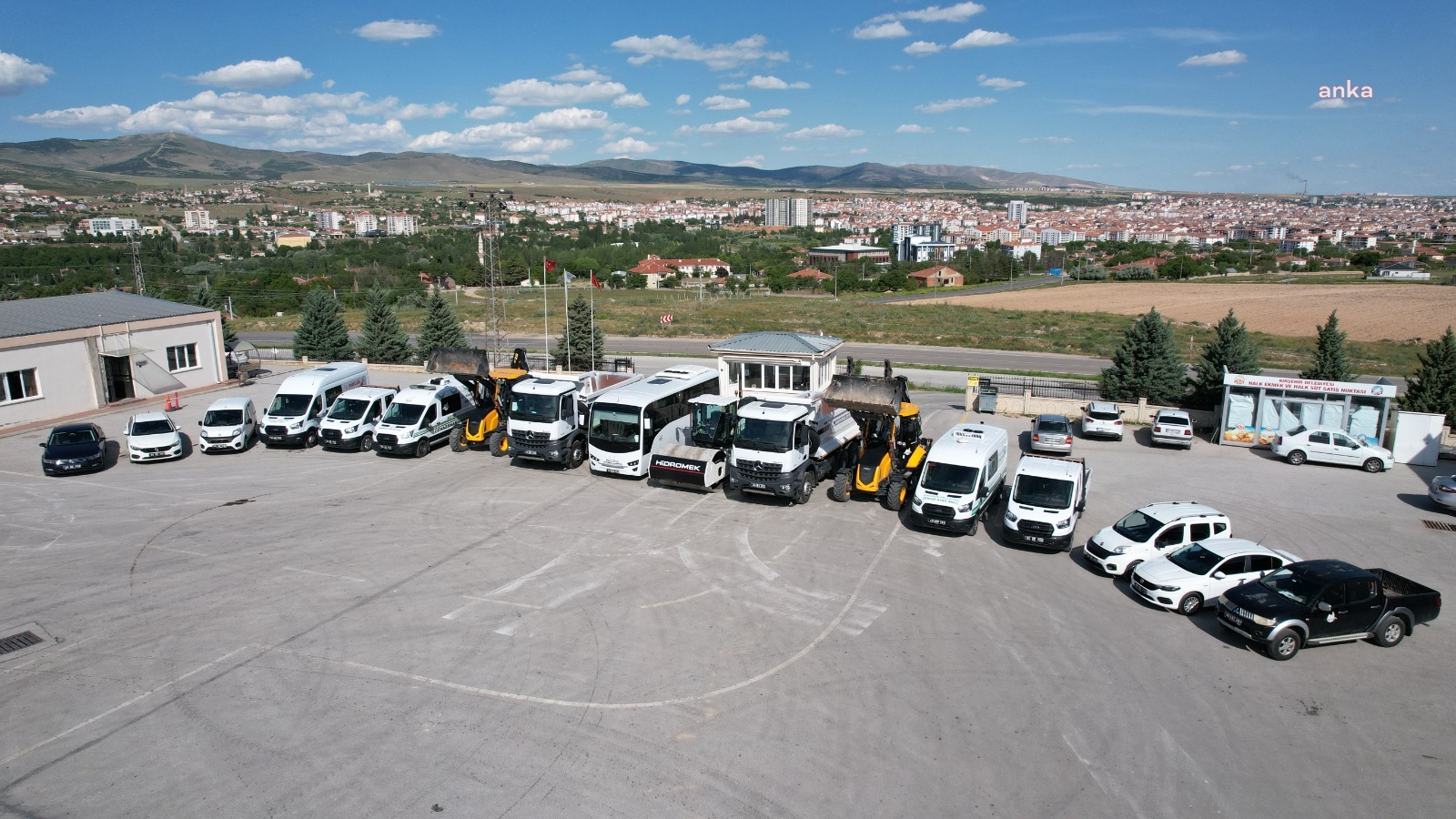 KIRŞEHİR BELEDİYESİ, ARAÇ FİLOSUNU GÜÇLENDİRMEYE DEVAM EDİYO