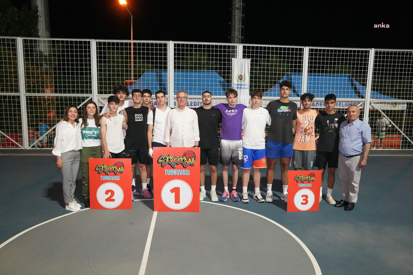 ‘GAZİEMİR STREETBALL TURNUVASI’ TAMAMLANDI