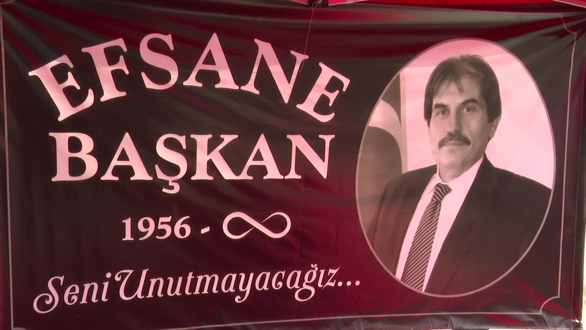 ESKİ HALTER FEDERASYONU BAŞKANI KENAN NUHUT İÇİN ARİF NUSRET SAY SPOR SALONU ÖNÜNDE TÖREN DÜZENLENDİ