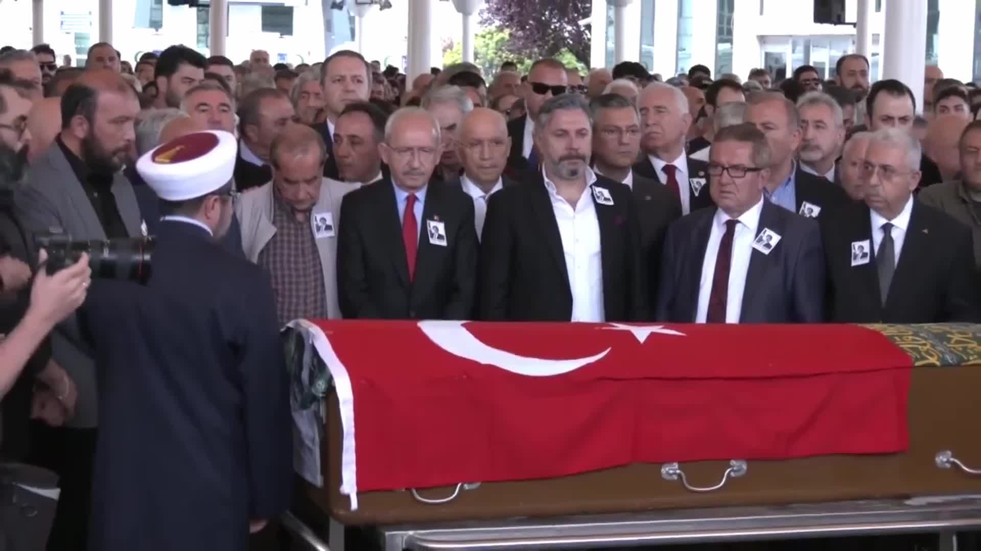 CHP SPOR KURULU BAŞKANI KENAN NUHUT, ANKARA'DA SON YOLCULUĞUNA UĞURLANDI