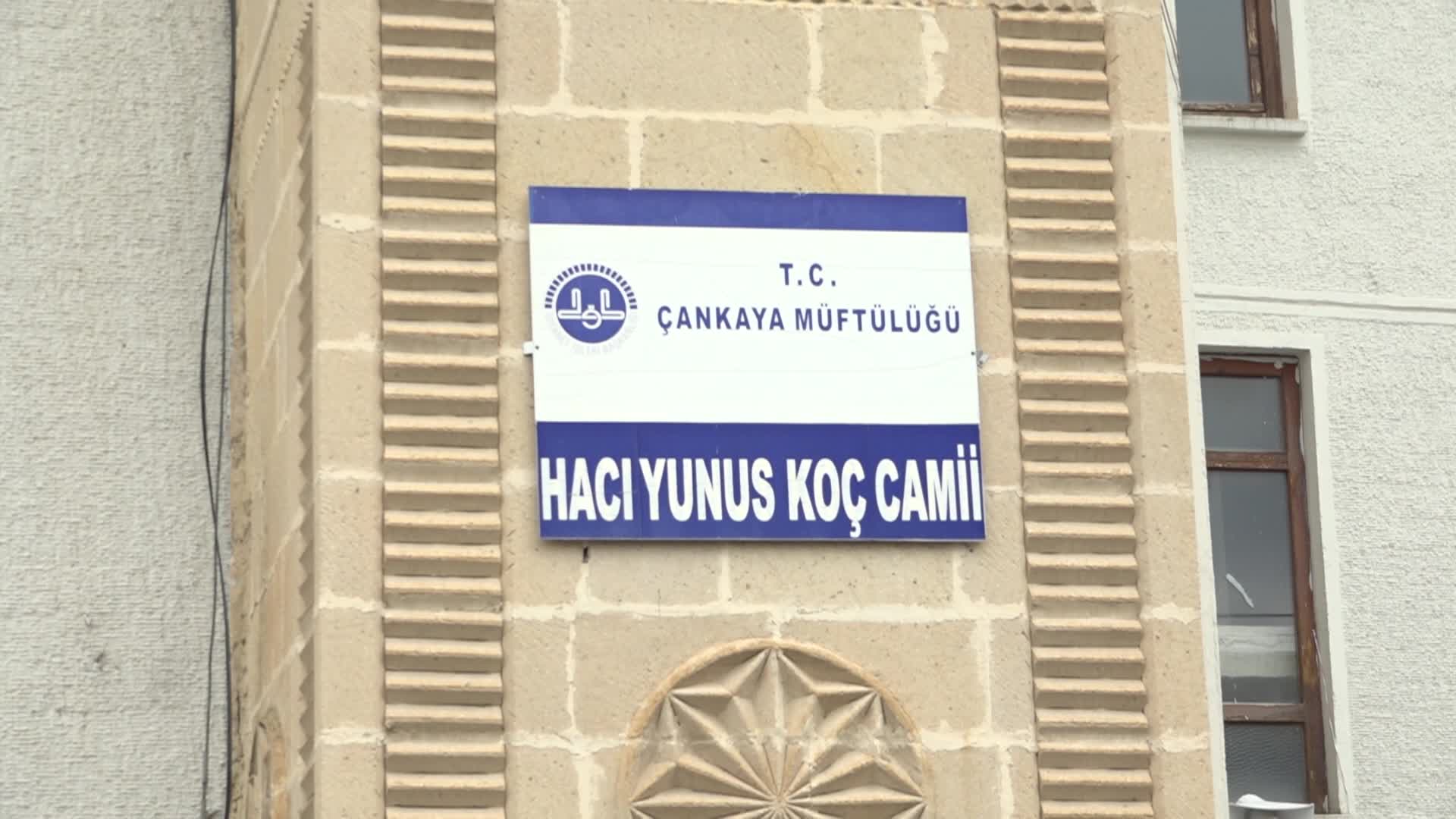 ÇANKAYA'DAKİ CAMİLERDE BAYRAM TEMİZLİĞİ
