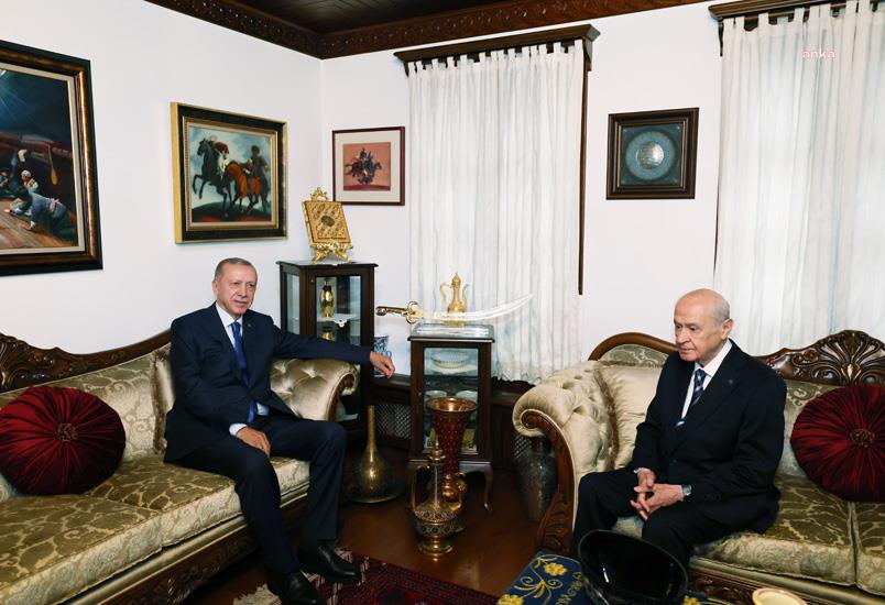 CUMHURBAŞKANI ERDOĞAN, MHP GENEL BAŞKANI BAHÇELİ'Yİ EVİNDE ZİYARET ETTİ