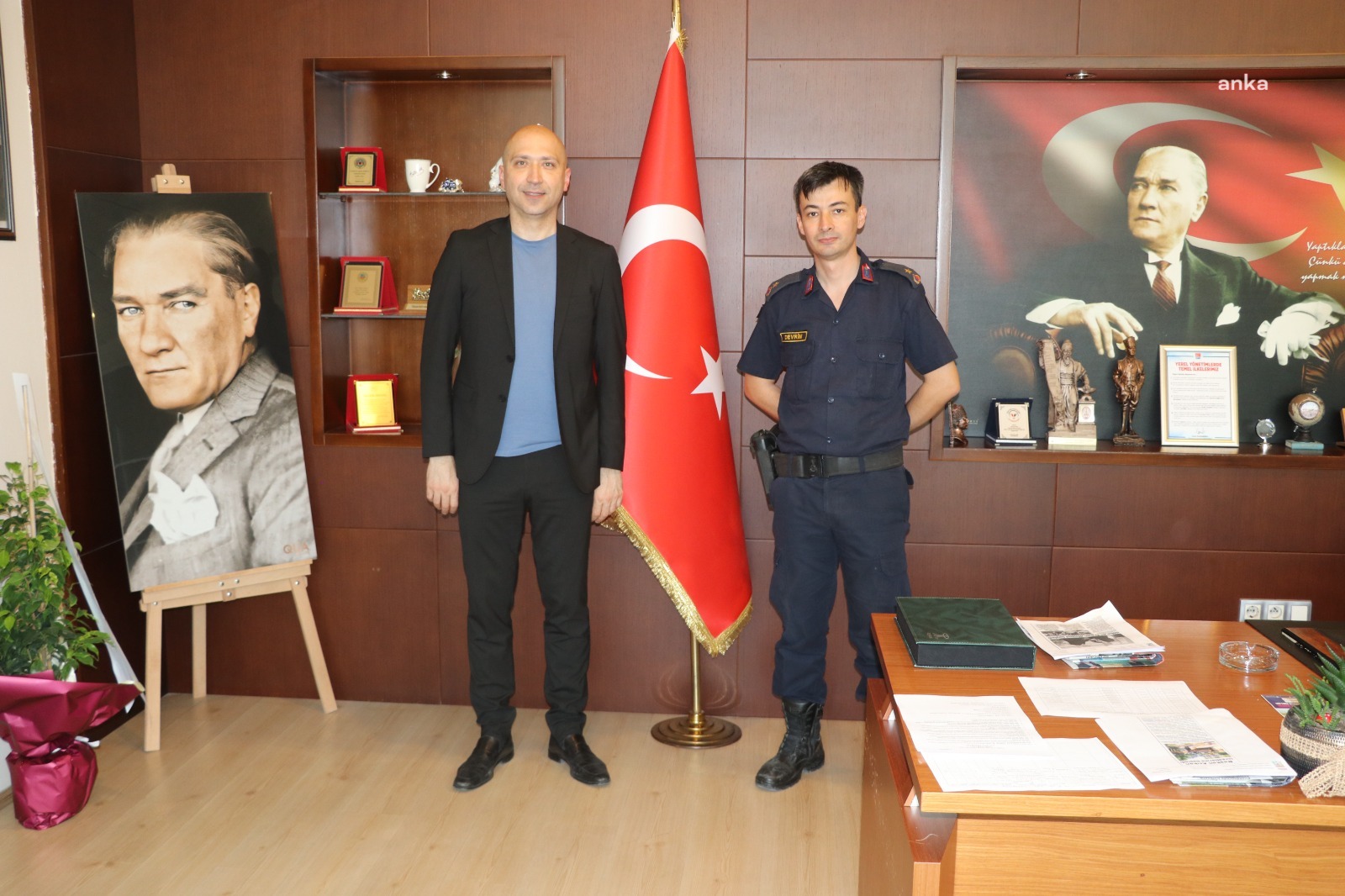 BİNBAŞI DEVRİM’DEN SÖKE BELEDİYE BAŞKANI ARIKAN’A VEDA ZİYARETİ