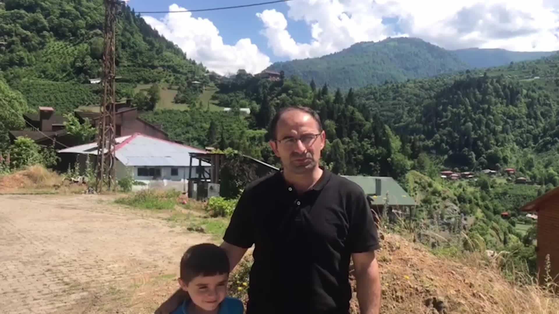 TÜRKİYE'NİN İLK VE TEK BİYOSFER REZERVİNE SAHİP OLAN BORÇKA MACAHEL BÖLGESİNDE 11. AYDA YAĞAN KAR NEDENİYLE TÜRKİYE'YLE BAĞLANTISI KESİLİYOR