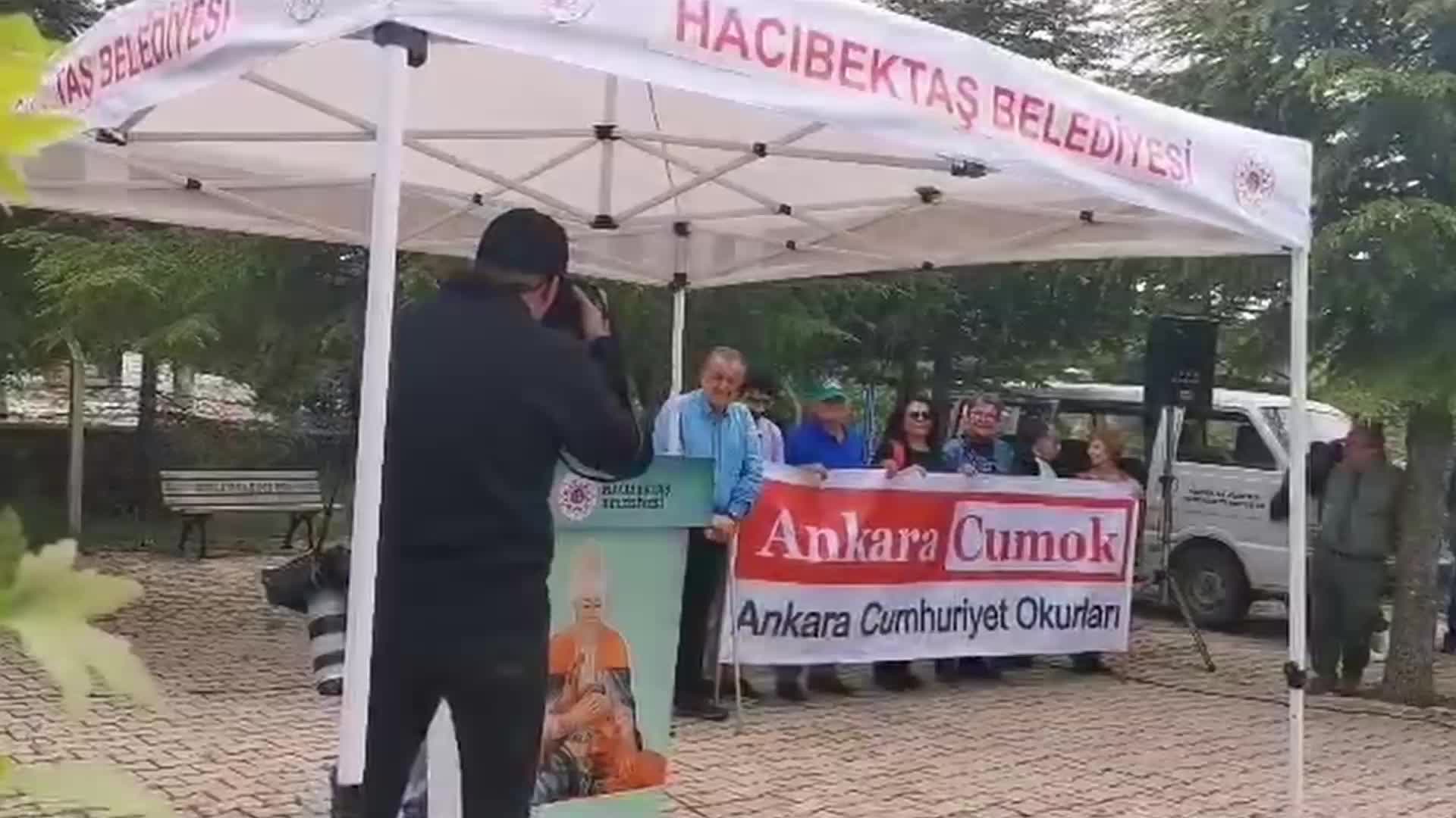 İLHAN VE TURHAN SELÇUK, VEFATLARININ 13. YILINDA HACIBEKTAŞ’TA ANILDI
