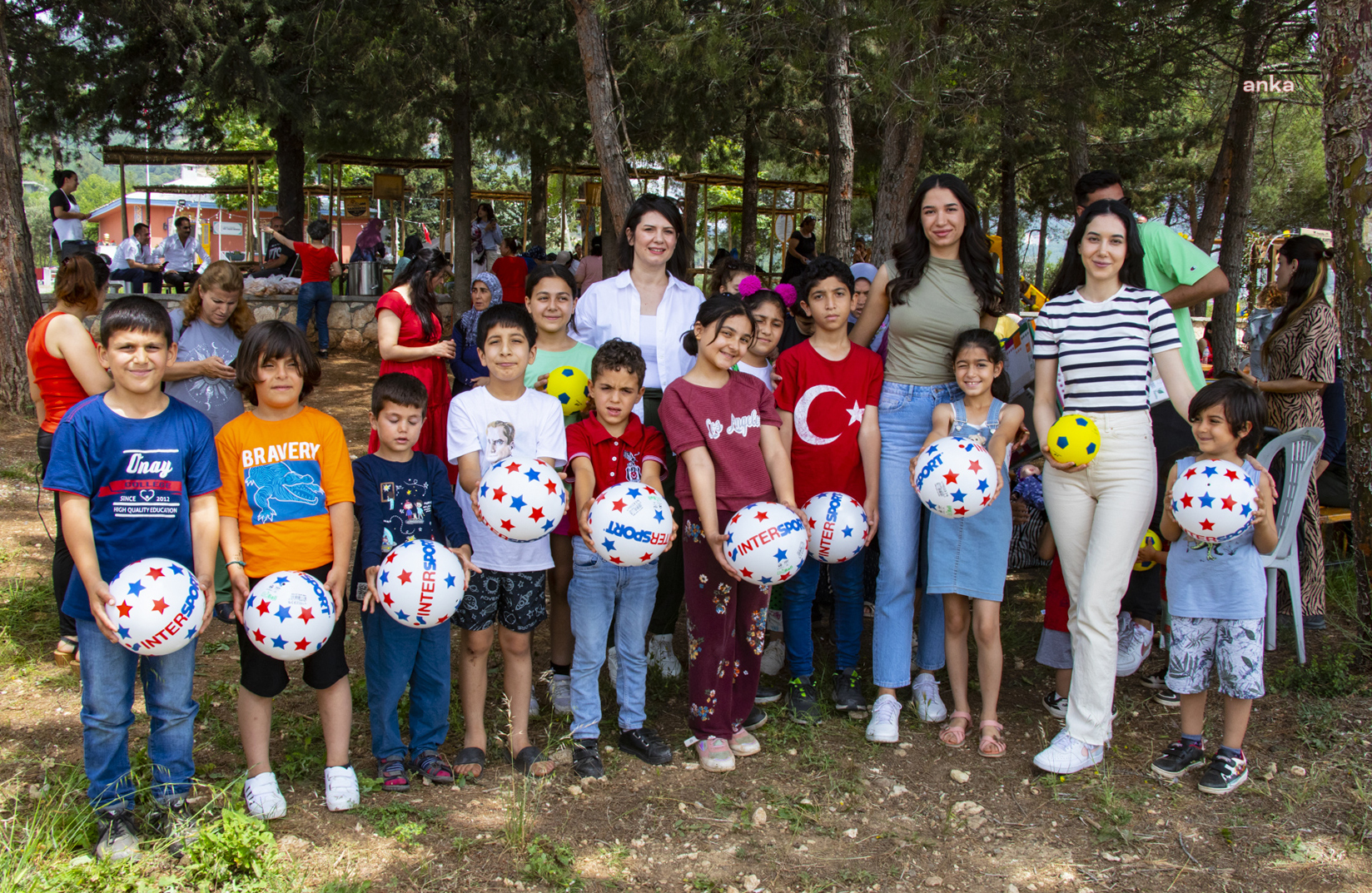 DEPREMZEDELER, MERSİN BÜYÜKŞEHİR’İN ETKİNLİKLERİYLE MORAL BULUYOR